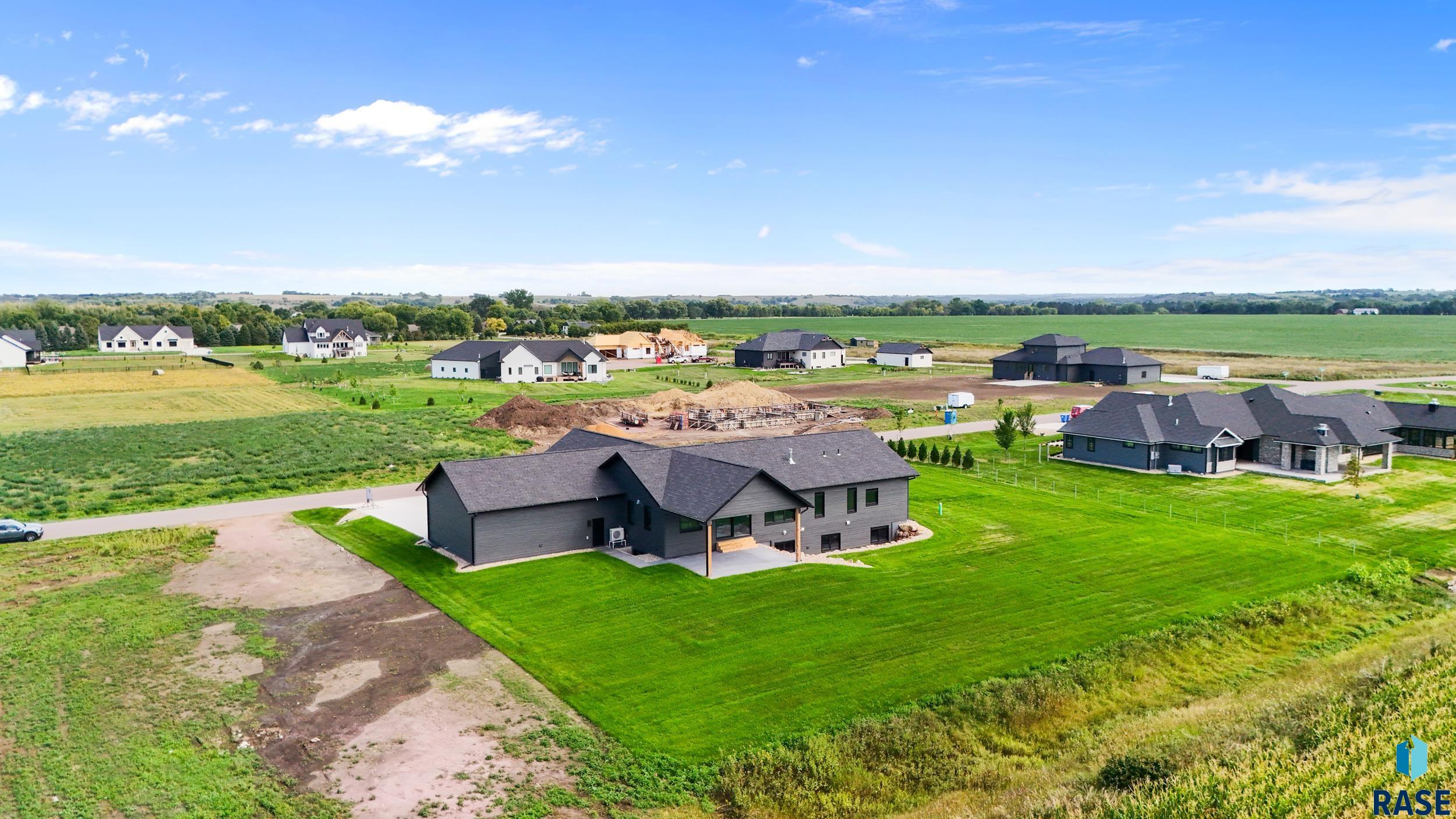 main property photo 83