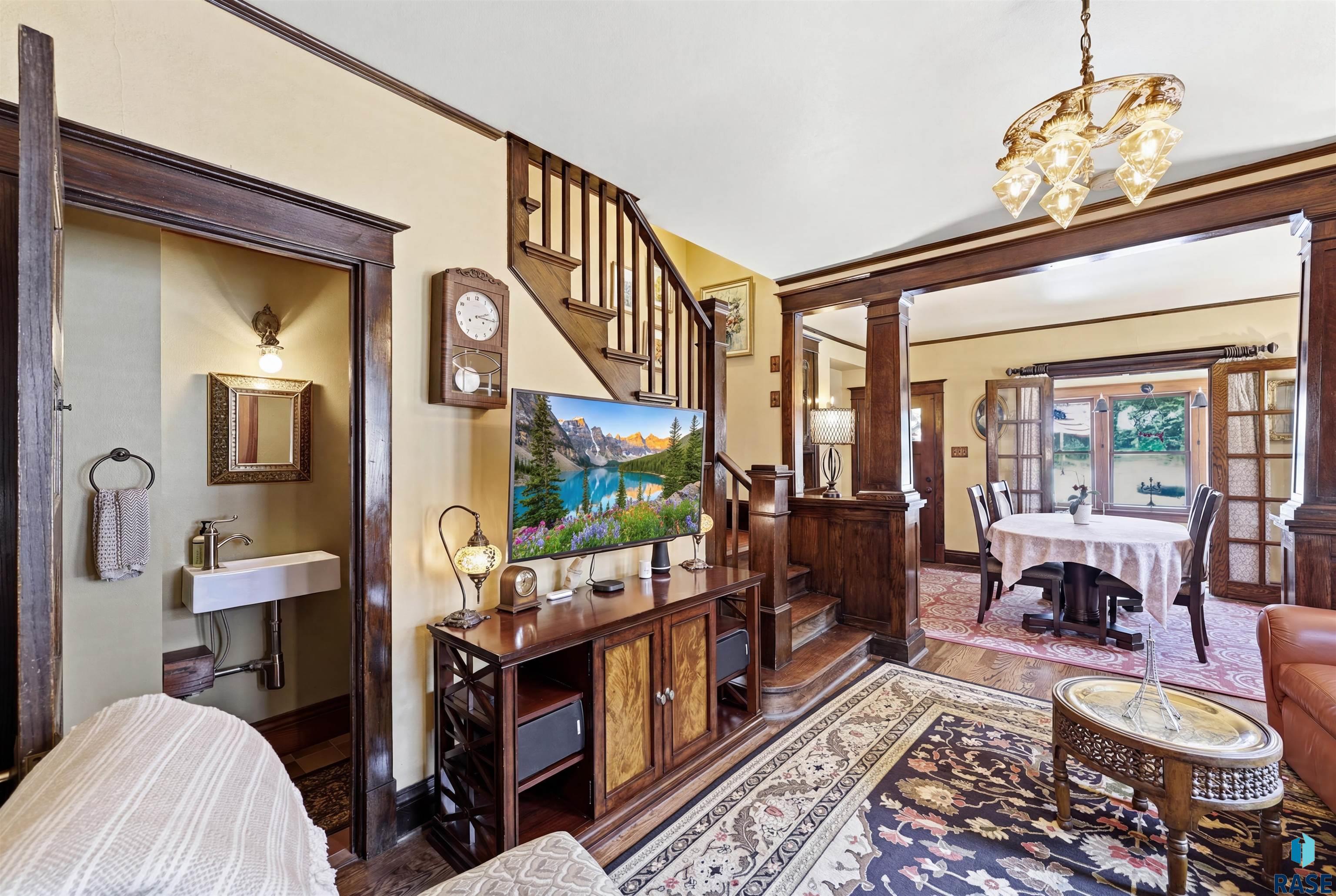 main property photo 10