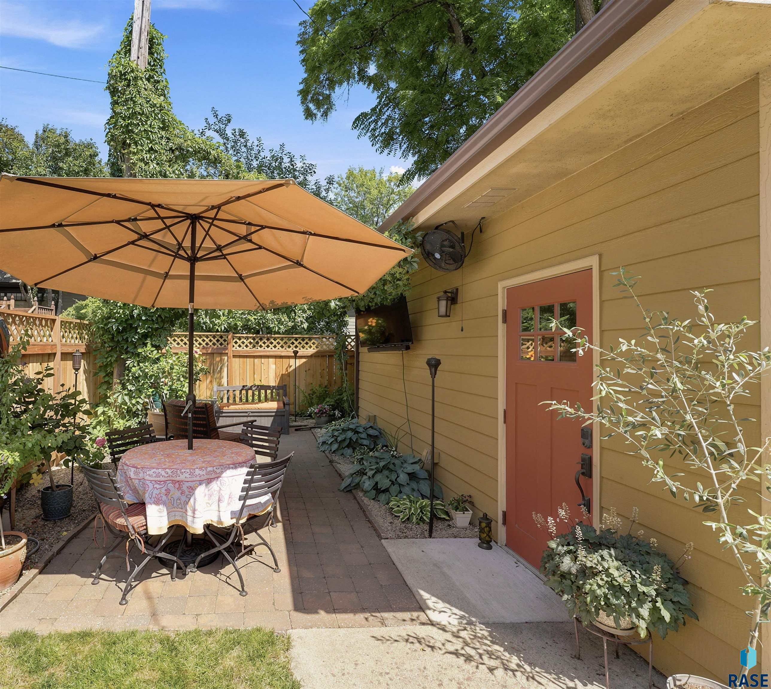 main property photo 70