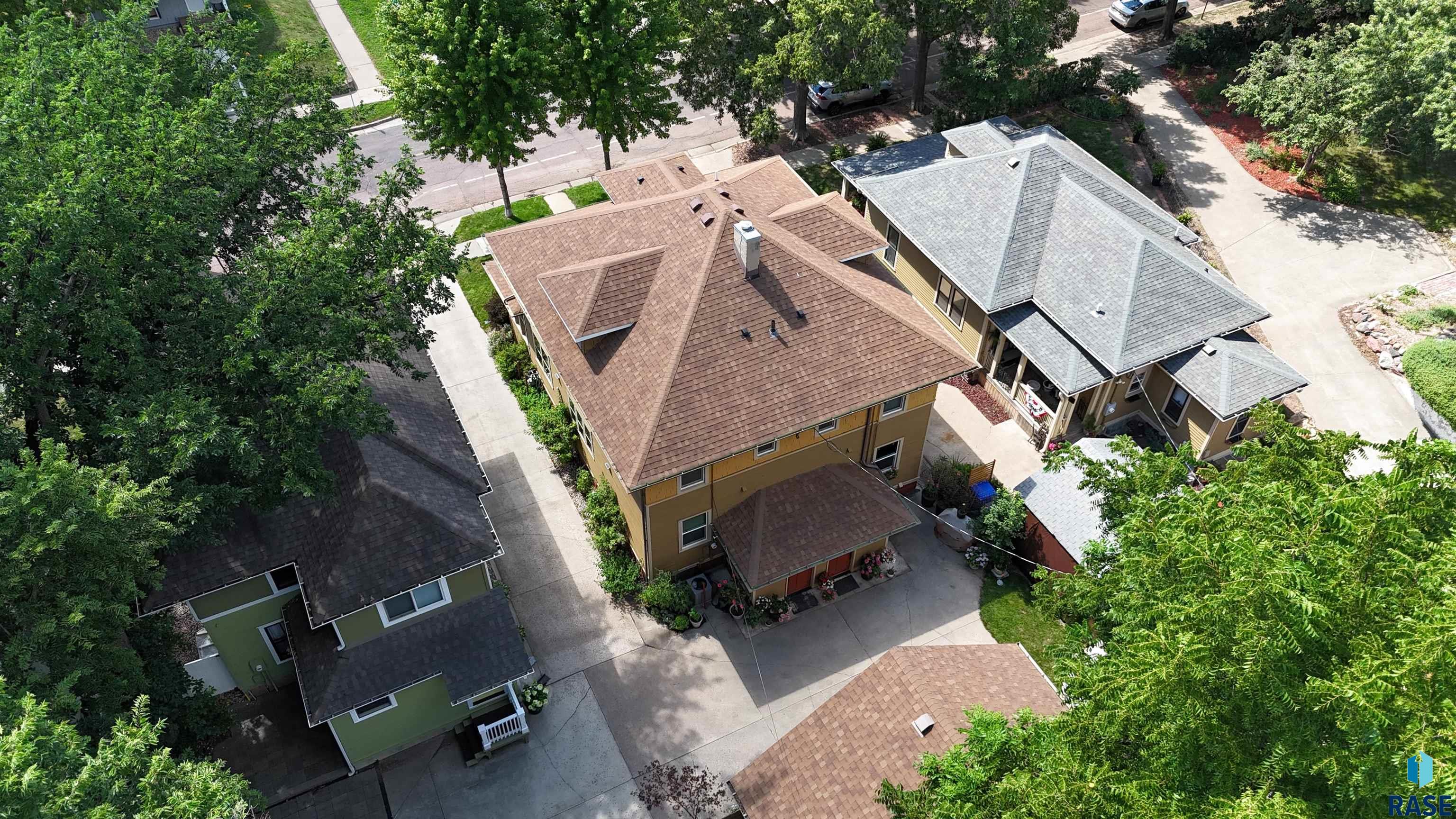 main property photo 73