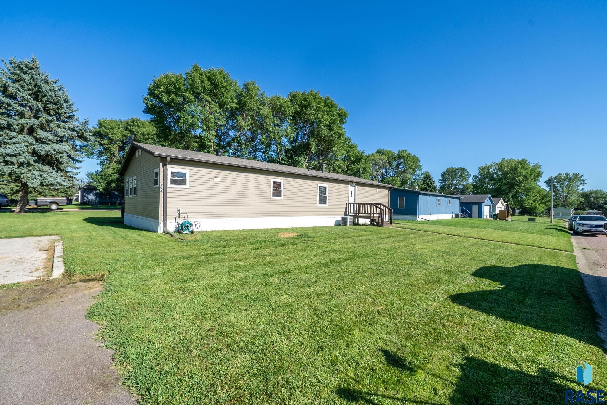 main property photo 47