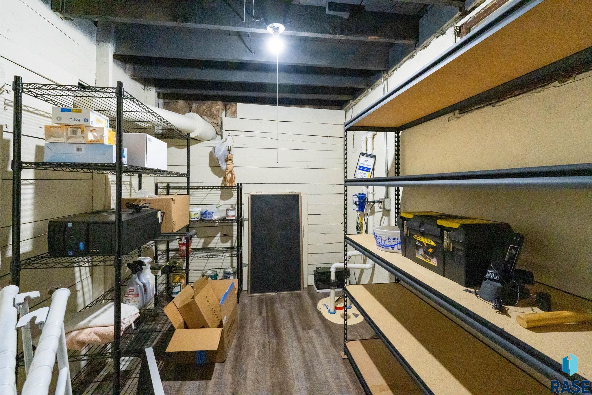 main property photo 50