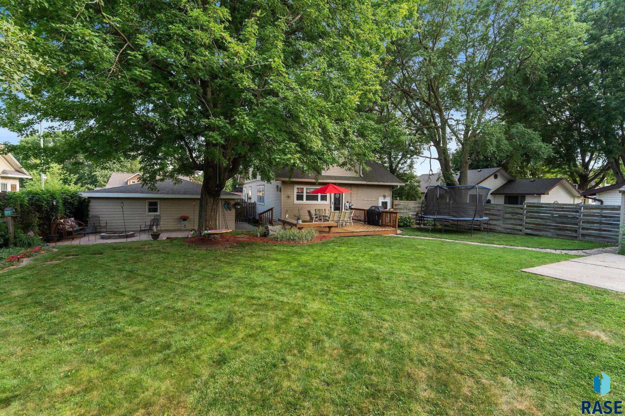 main property photo 59