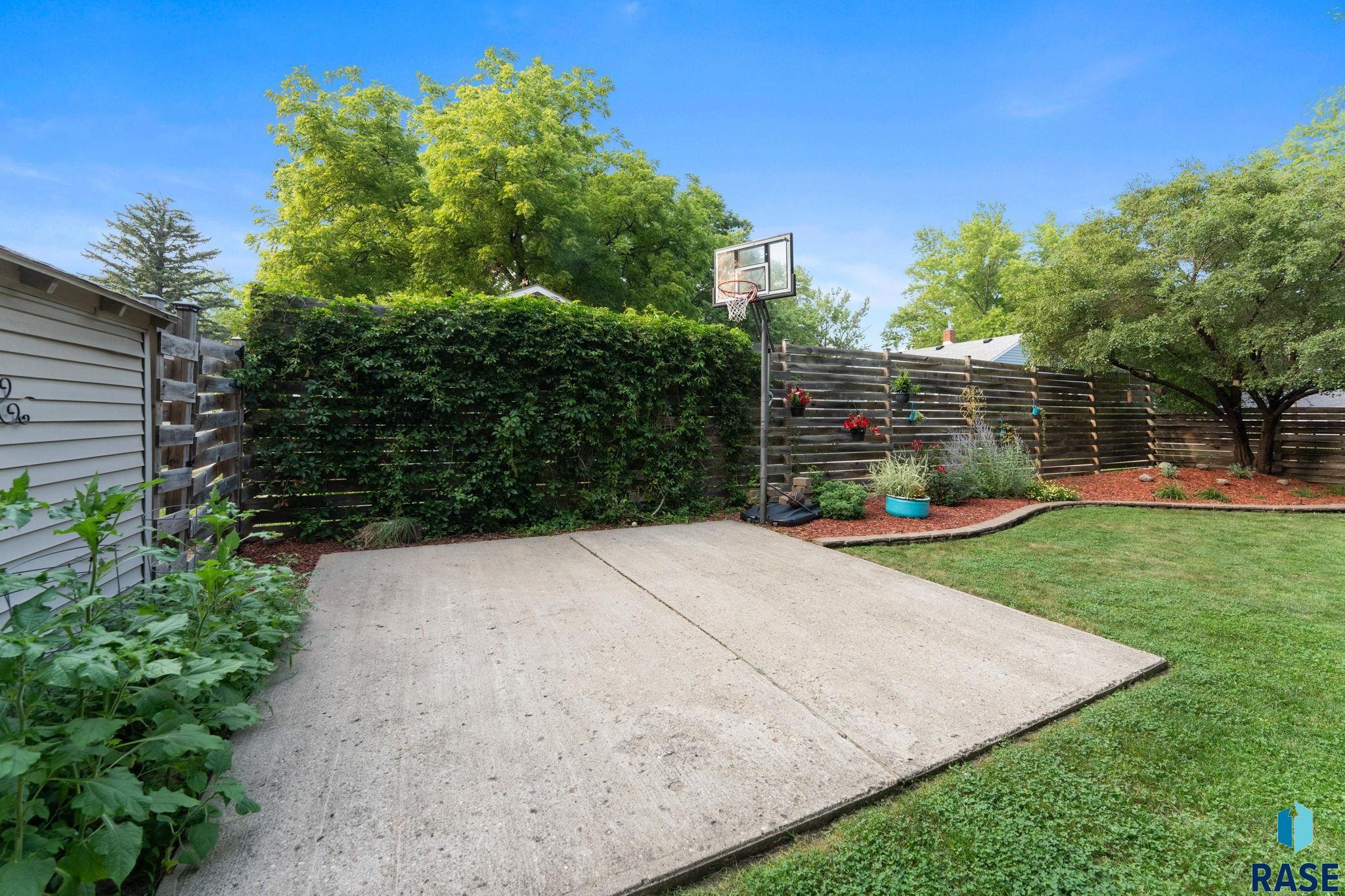 main property photo 72