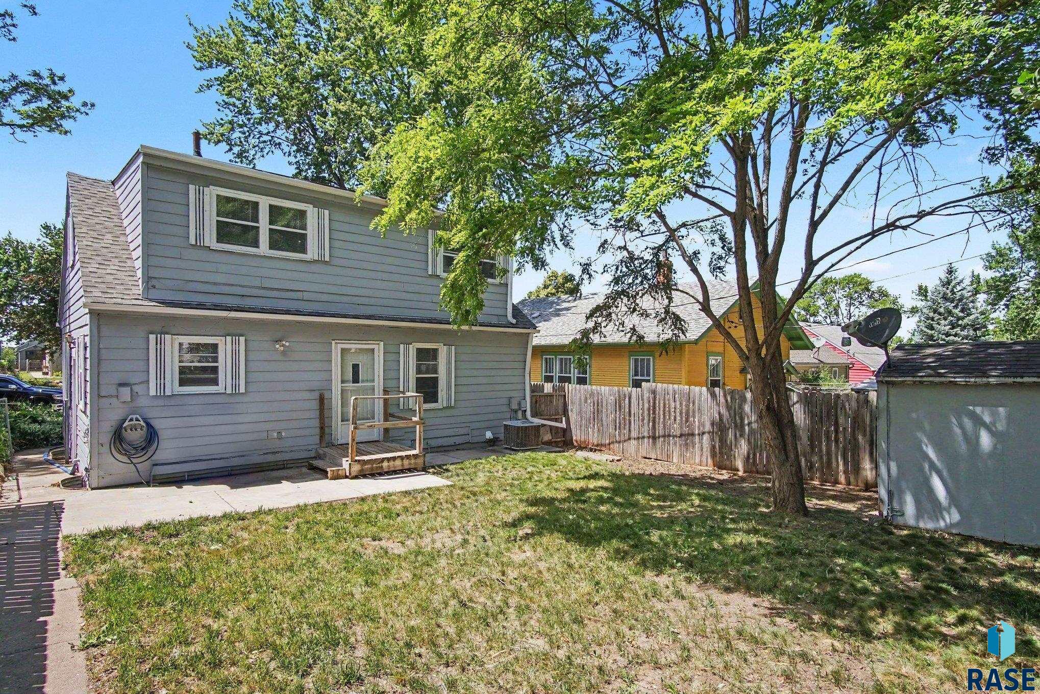 main property photo 14