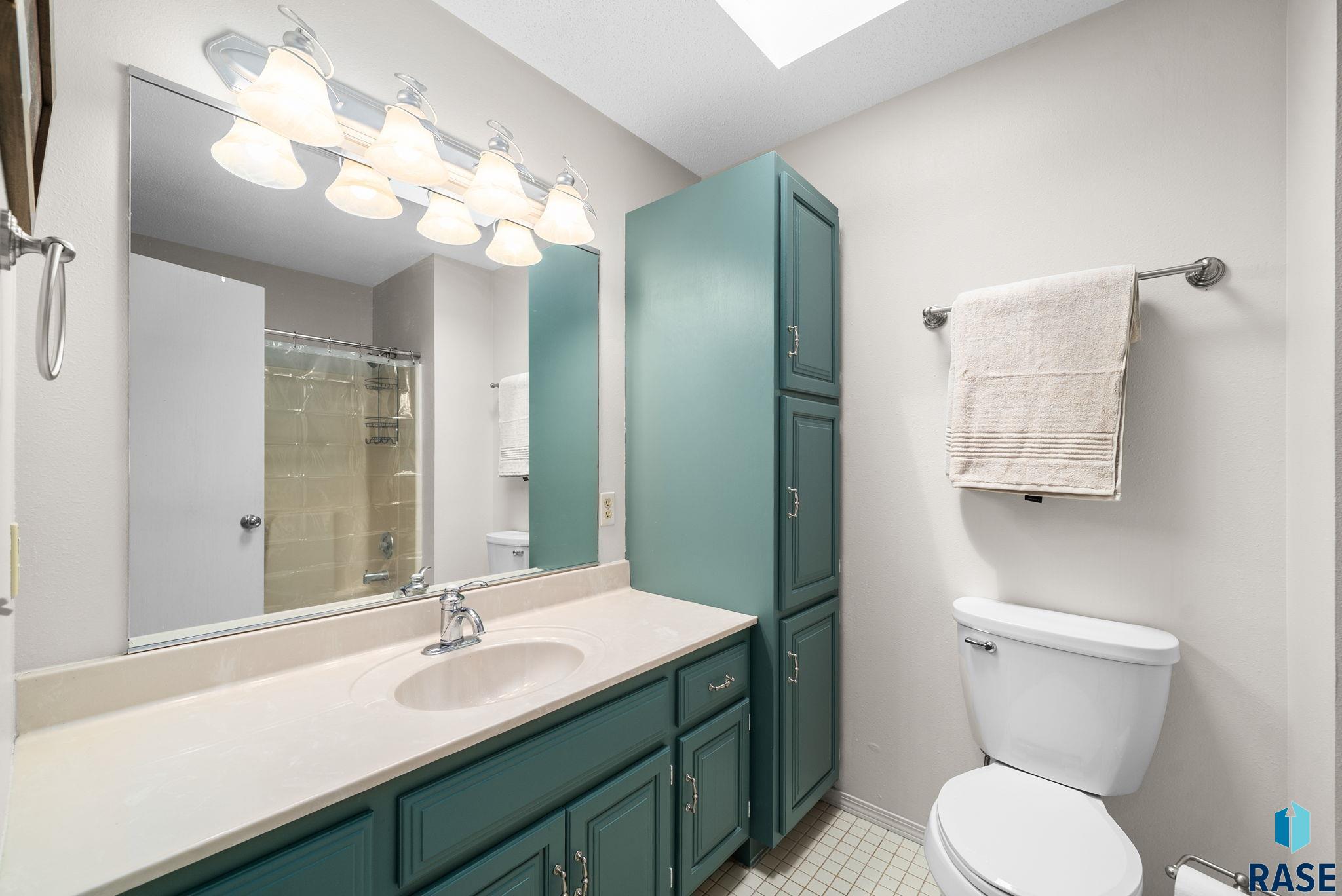 main property photo 16
