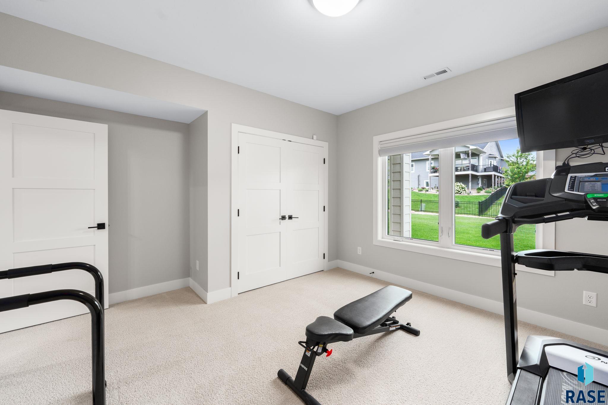 main property photo 75