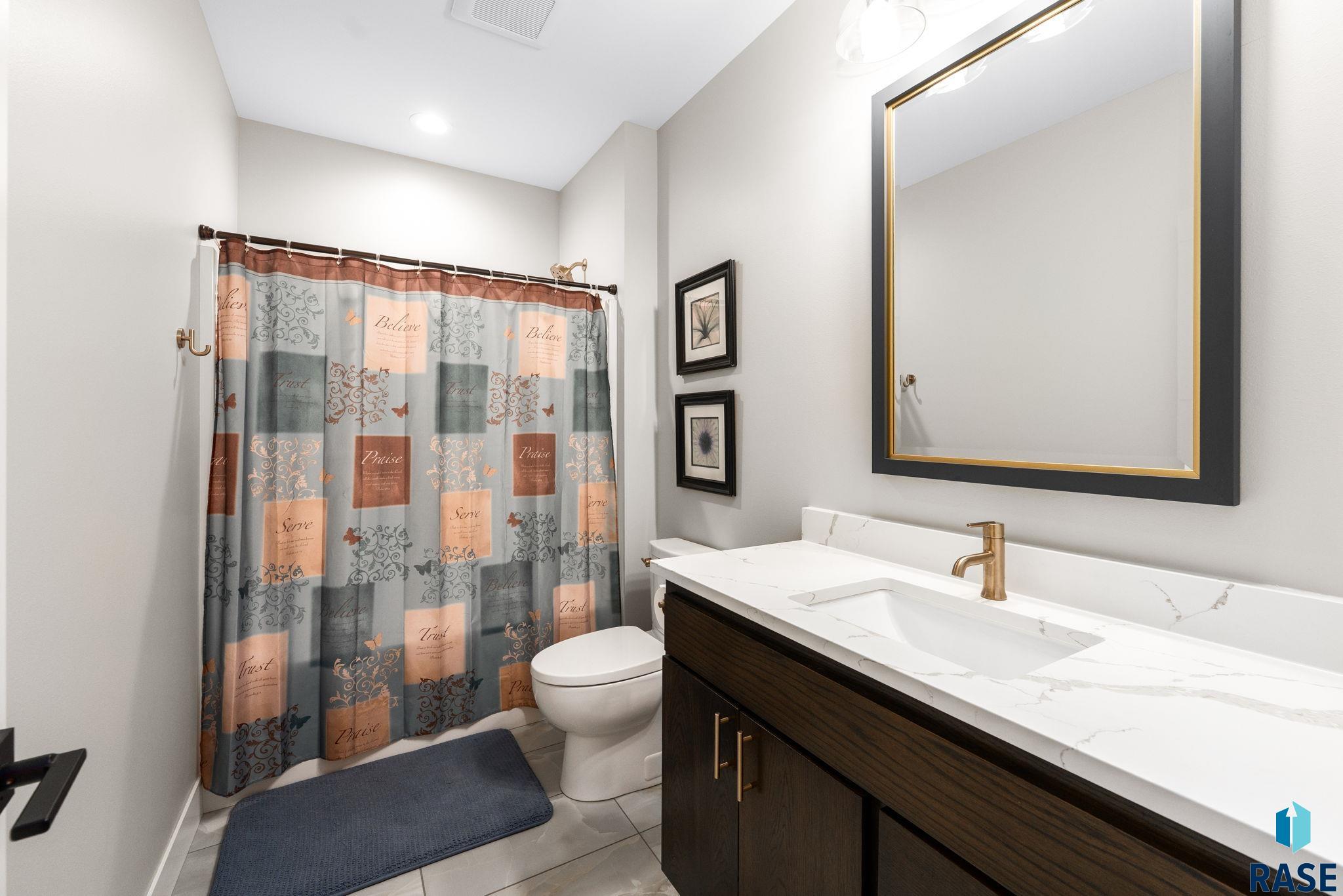 main property photo 77