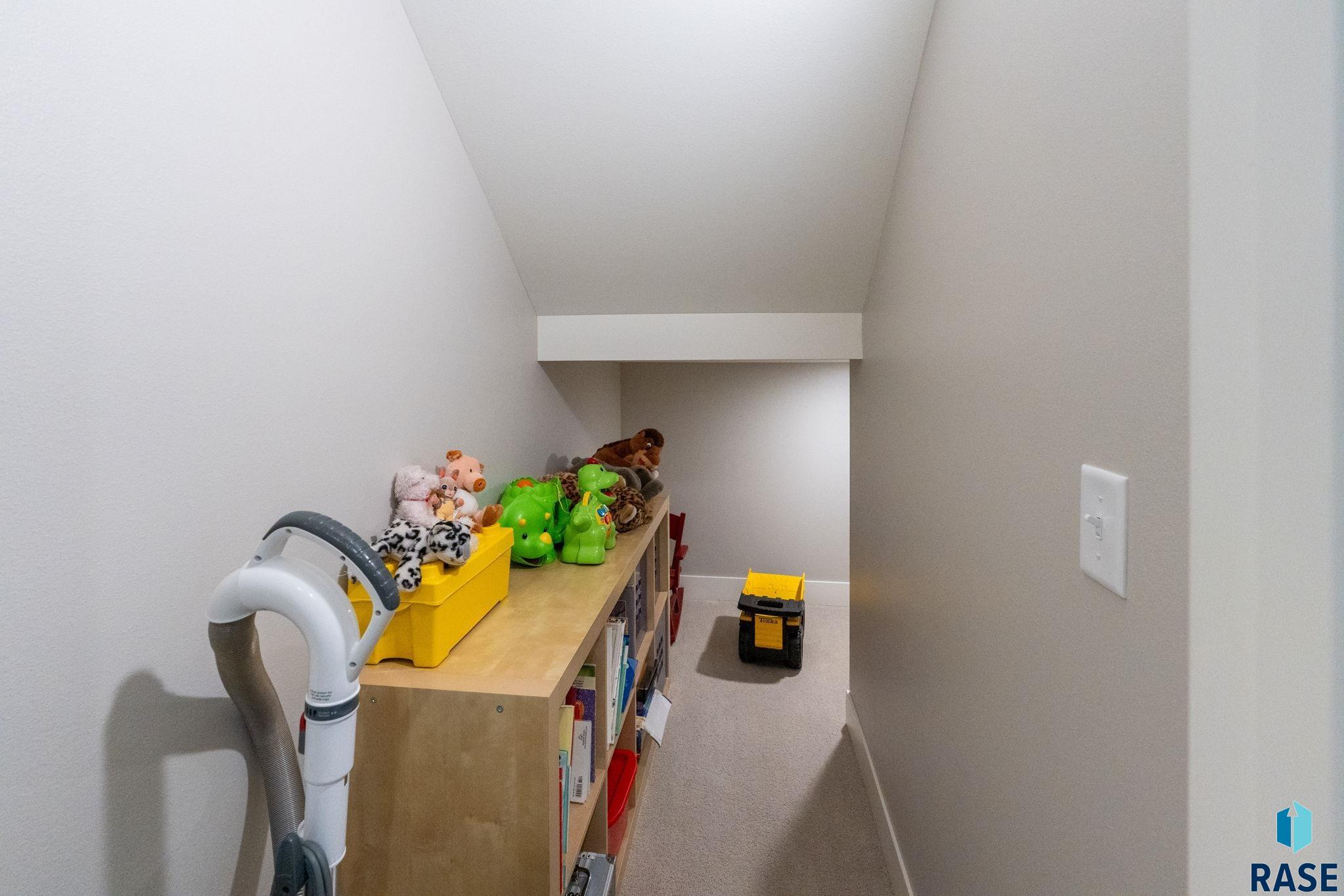 main property photo 83