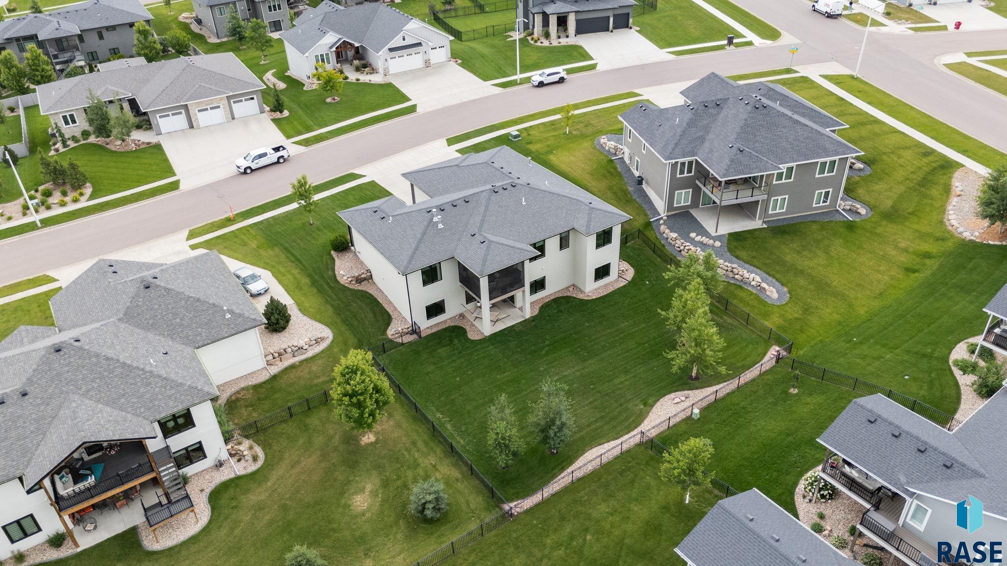 main property photo 96