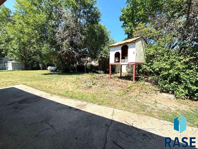 main property photo 49