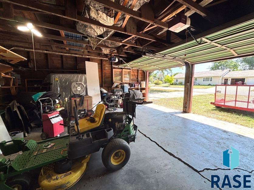 main property photo 56