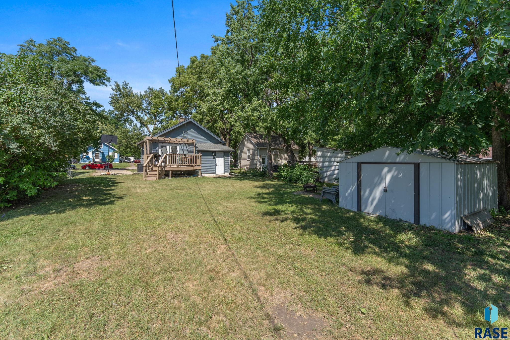 main property photo 34