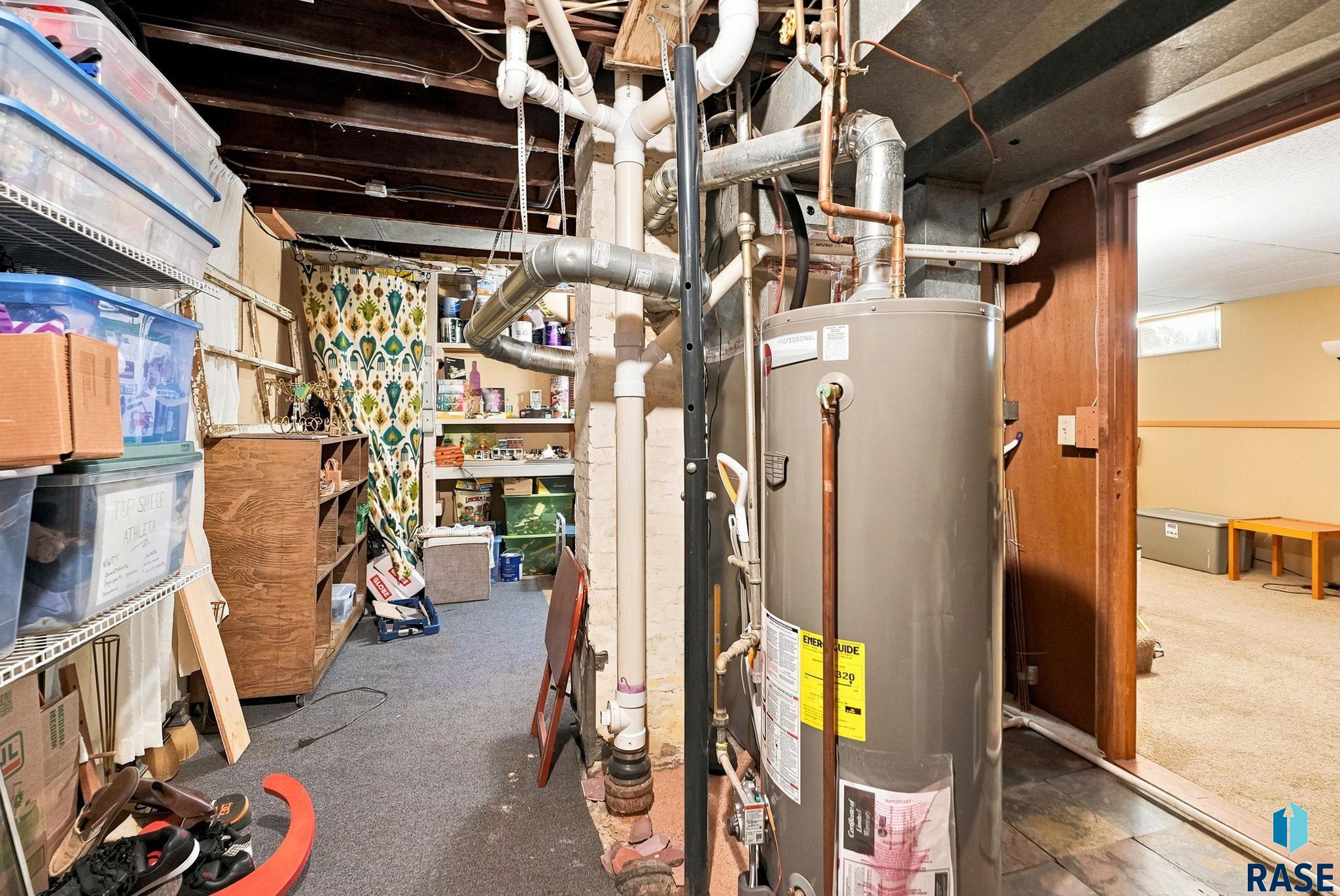 main property photo 29
