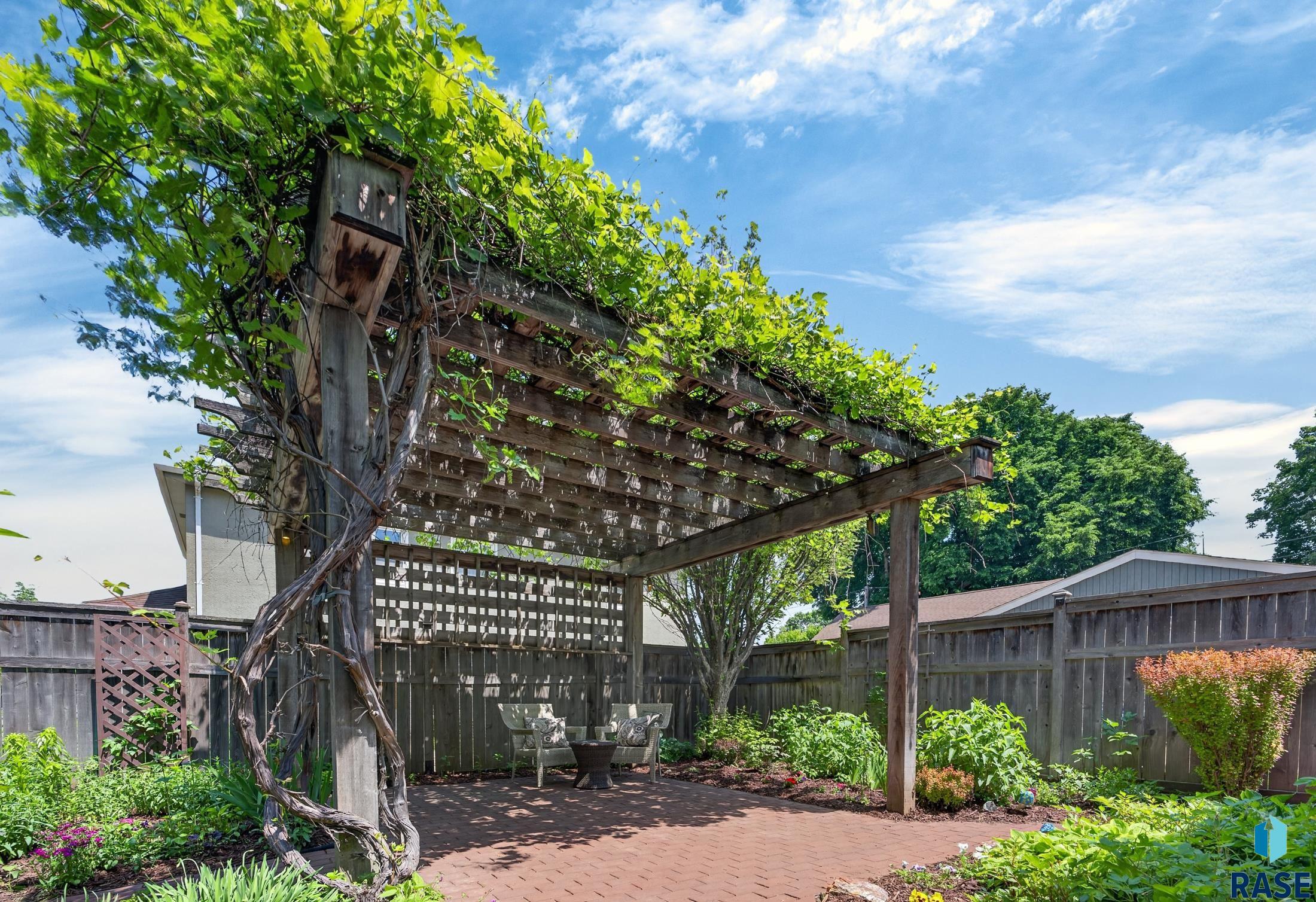 main property photo 46