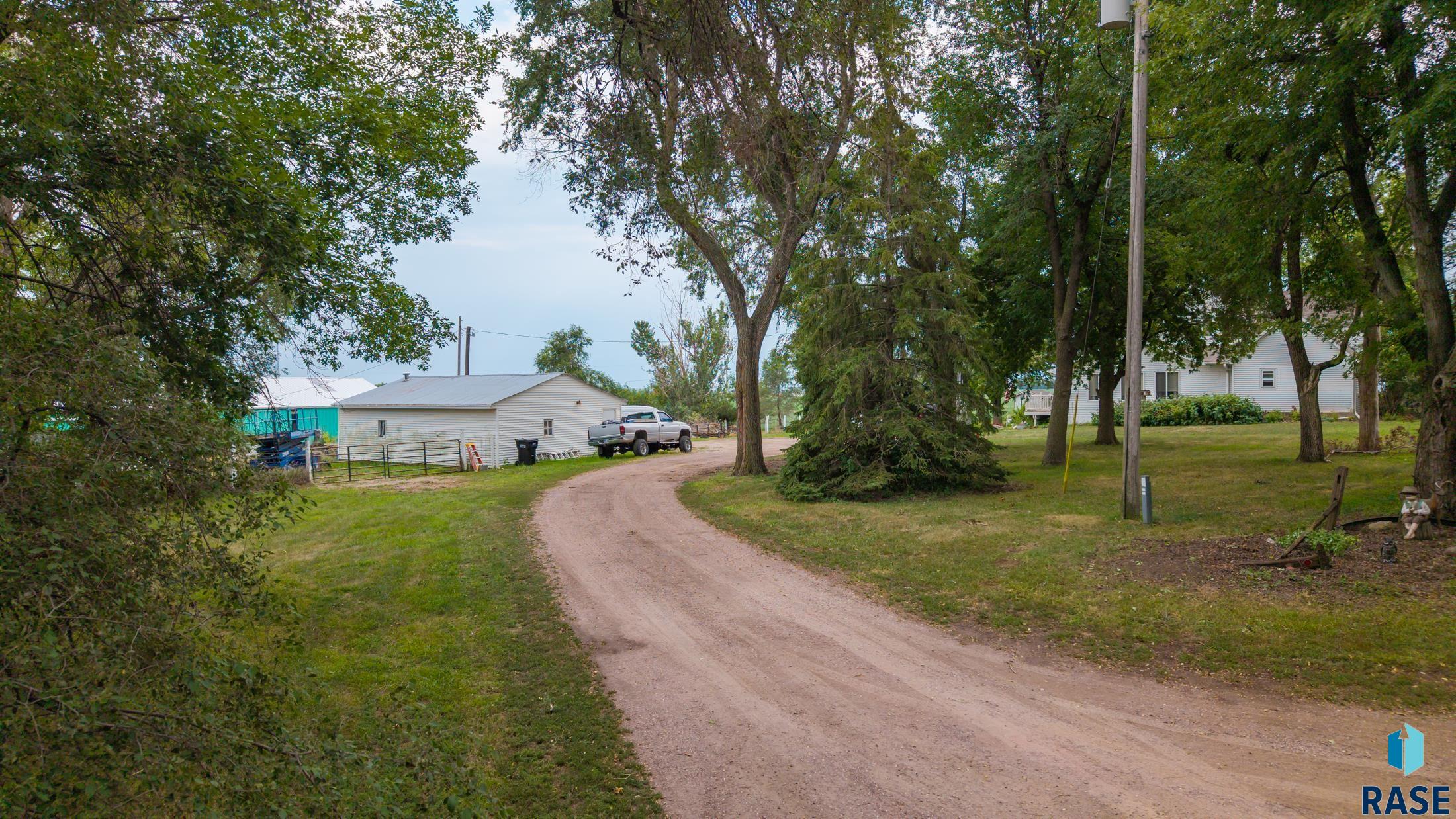 main property photo 13
