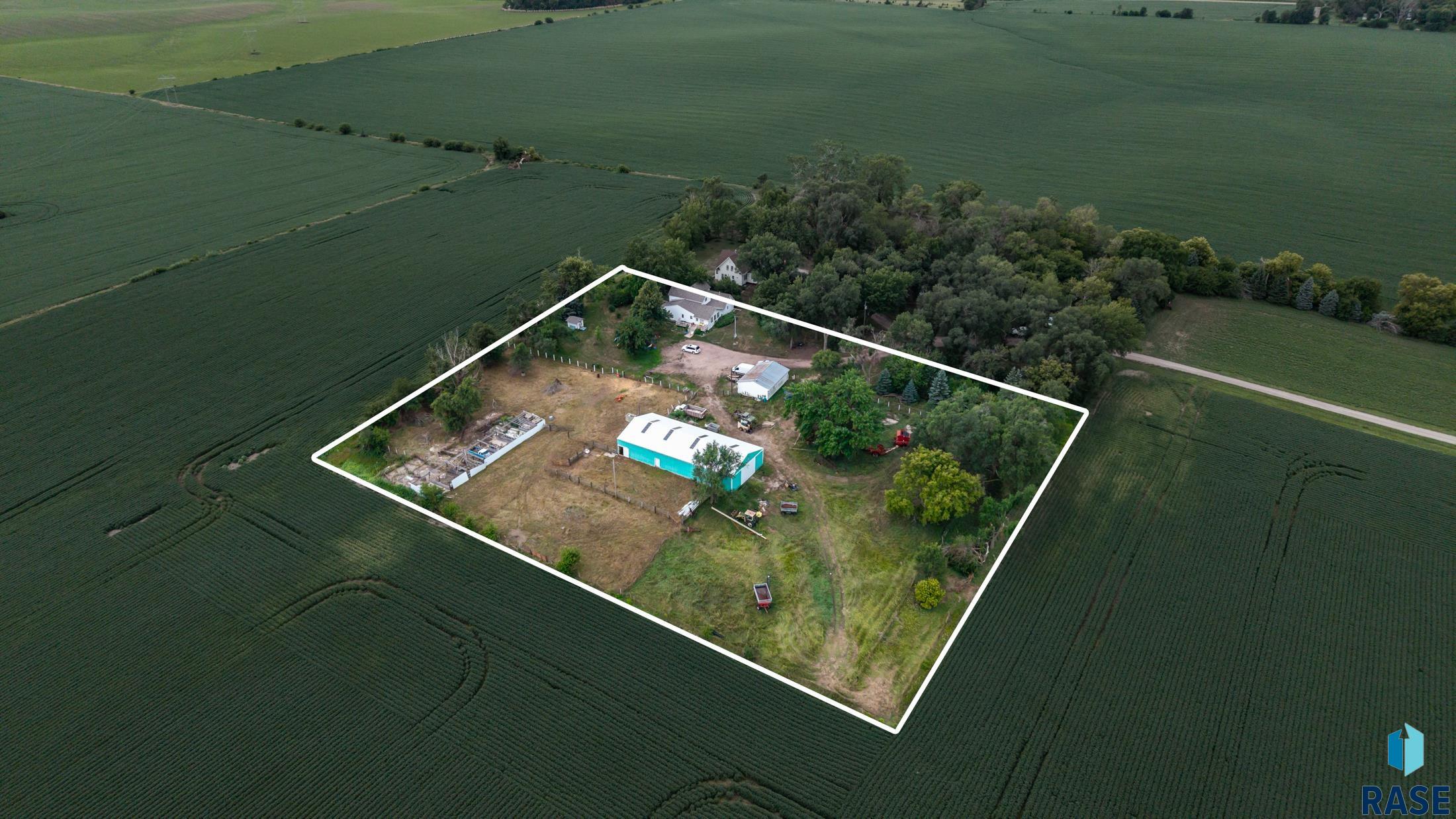 main property photo 18