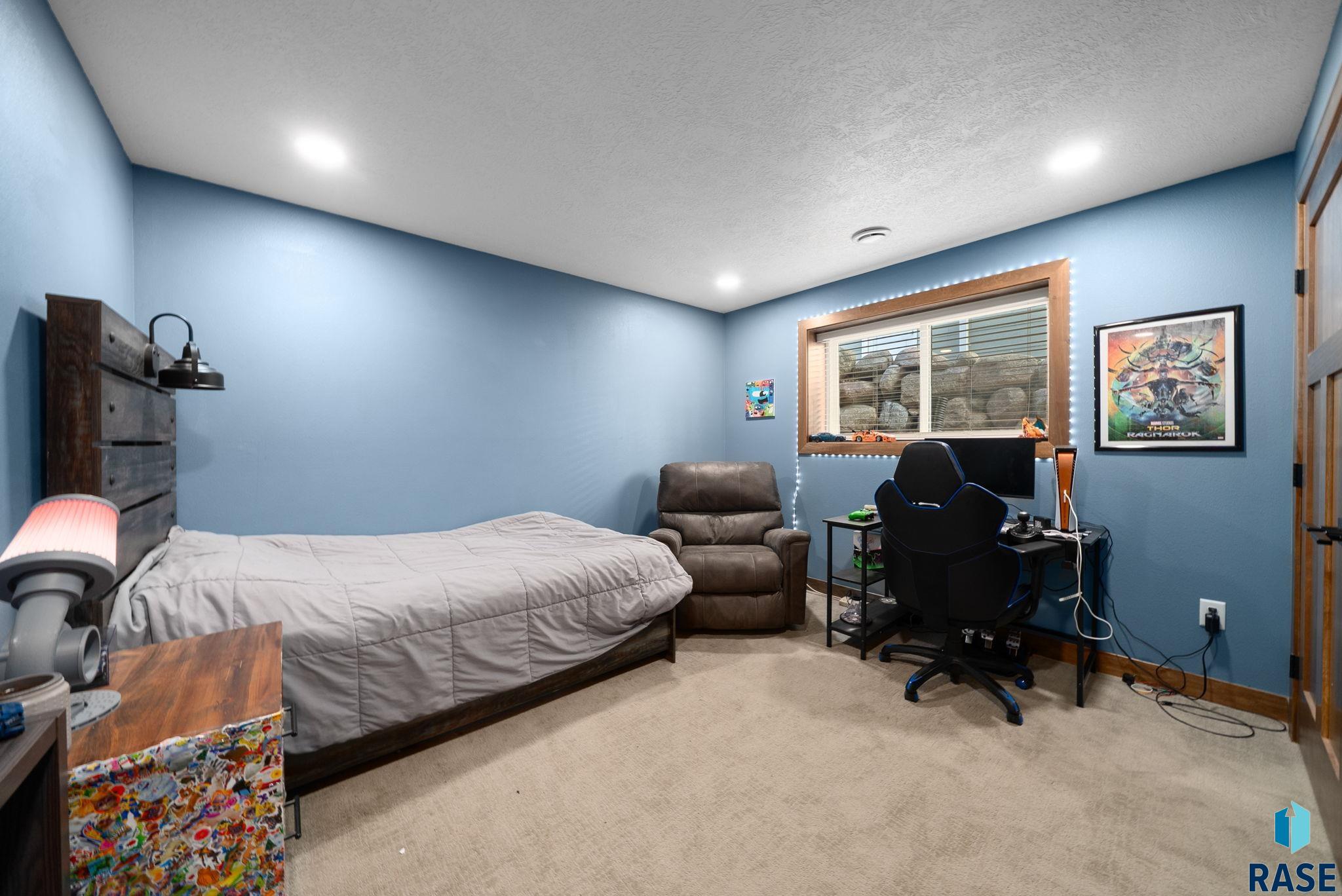main property photo 59
