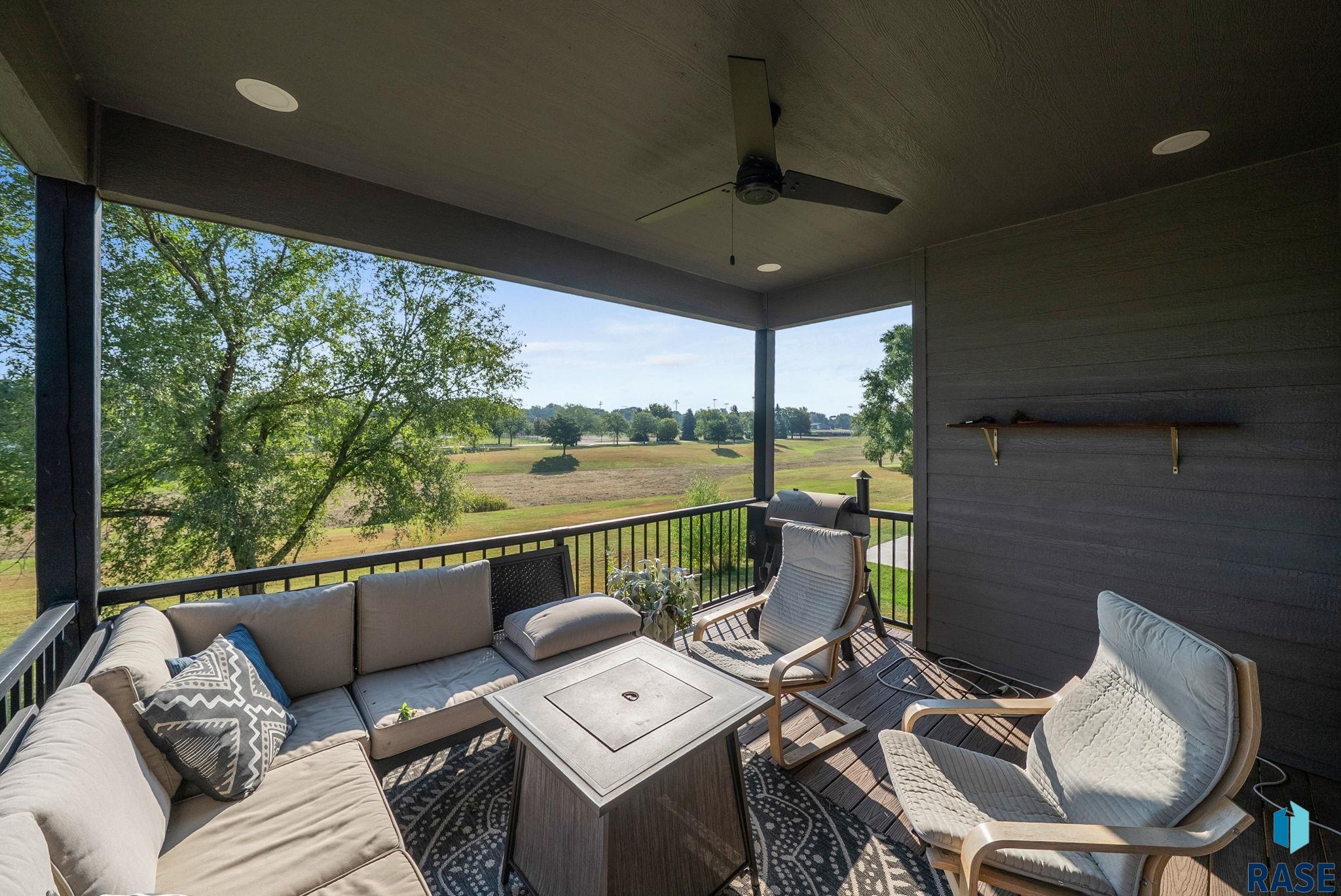 main property photo 74
