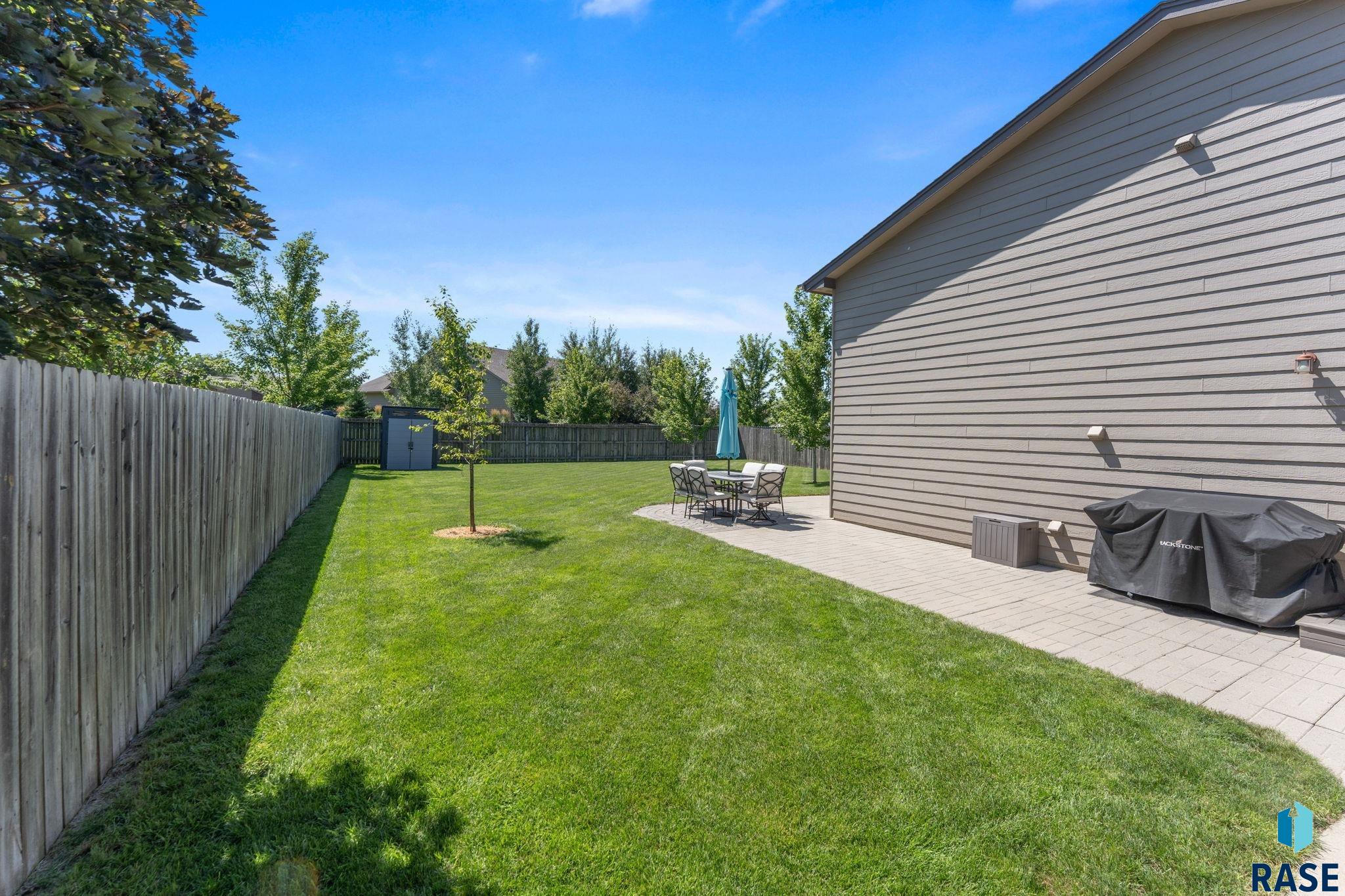 main property photo 50