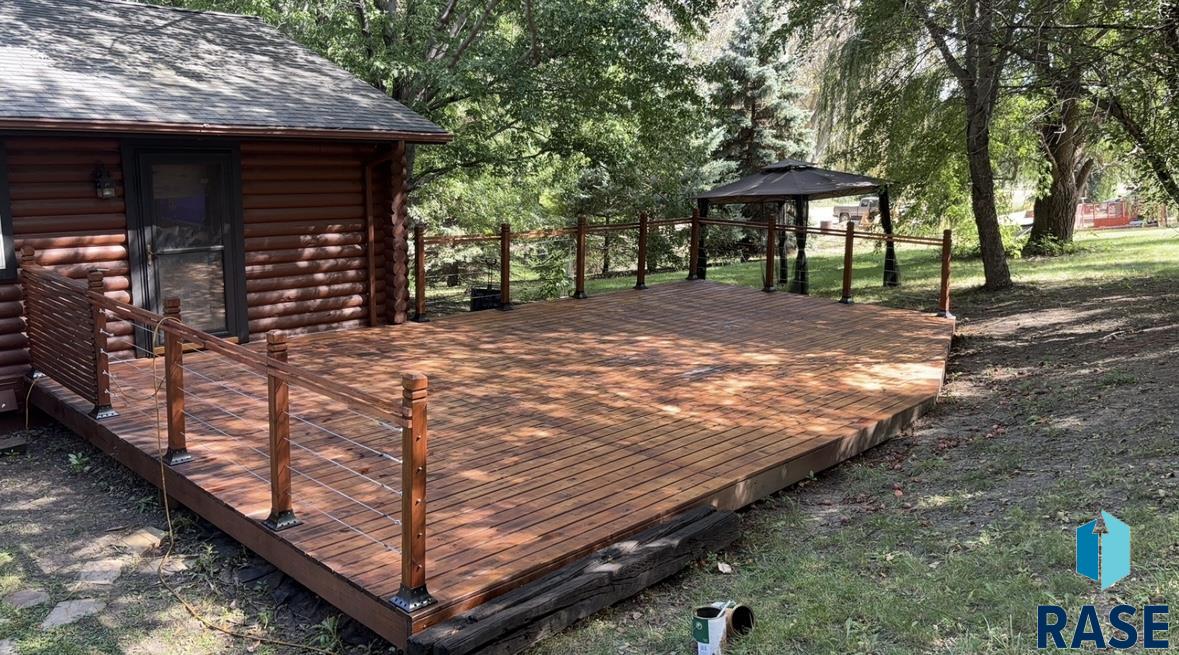 main property photo 33