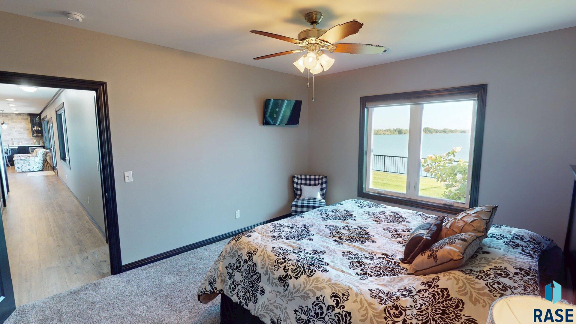 main property photo 63