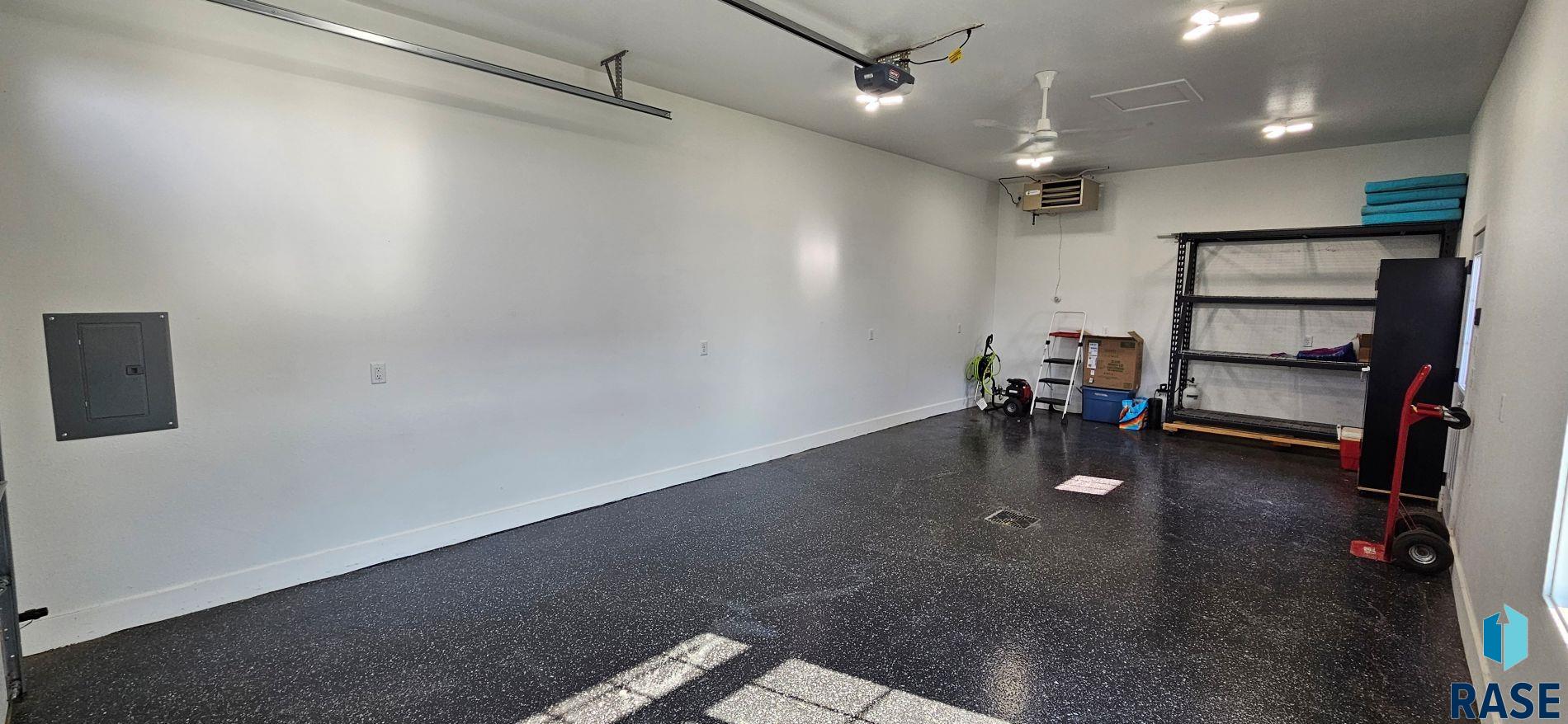 main property photo 74
