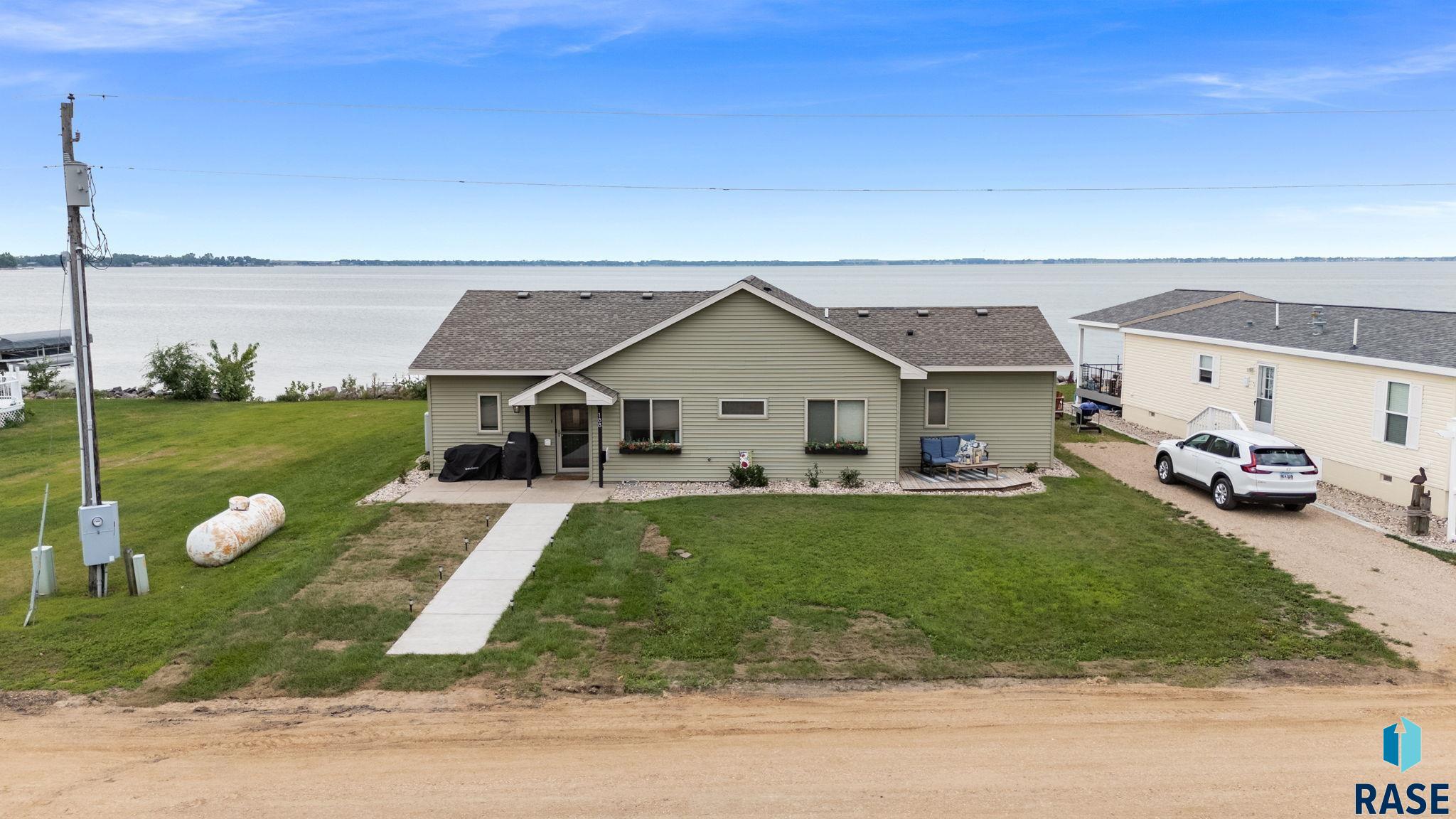 main property photo 51
