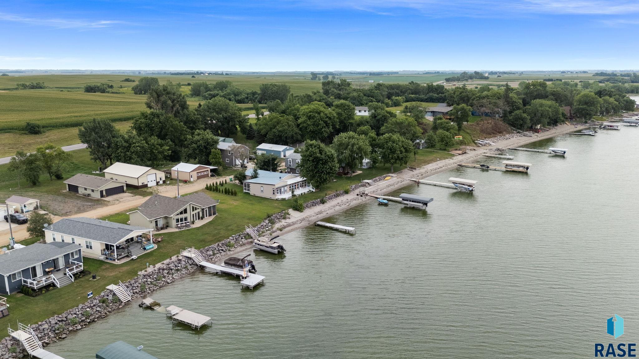 main property photo 57