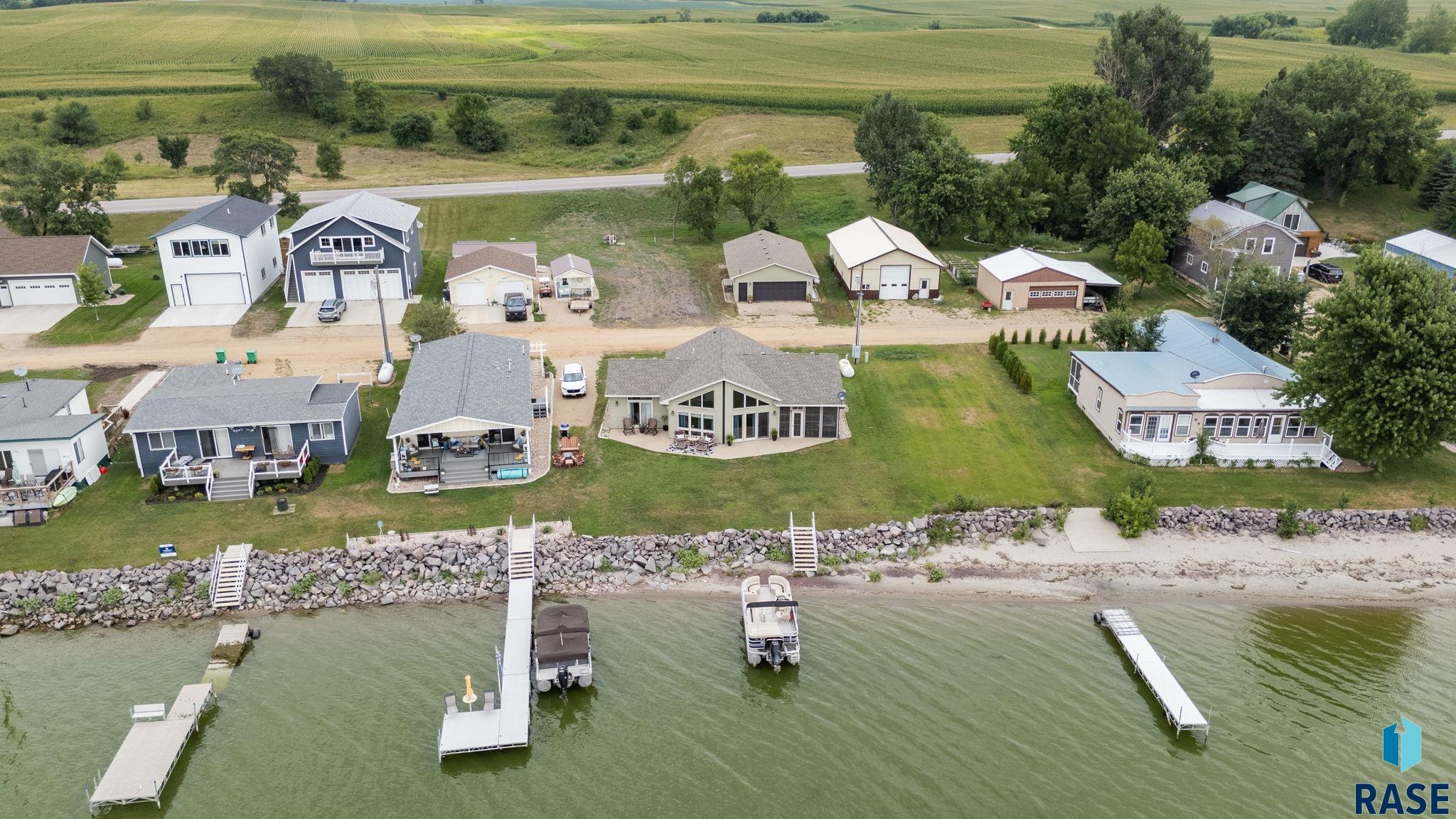 main property photo 62