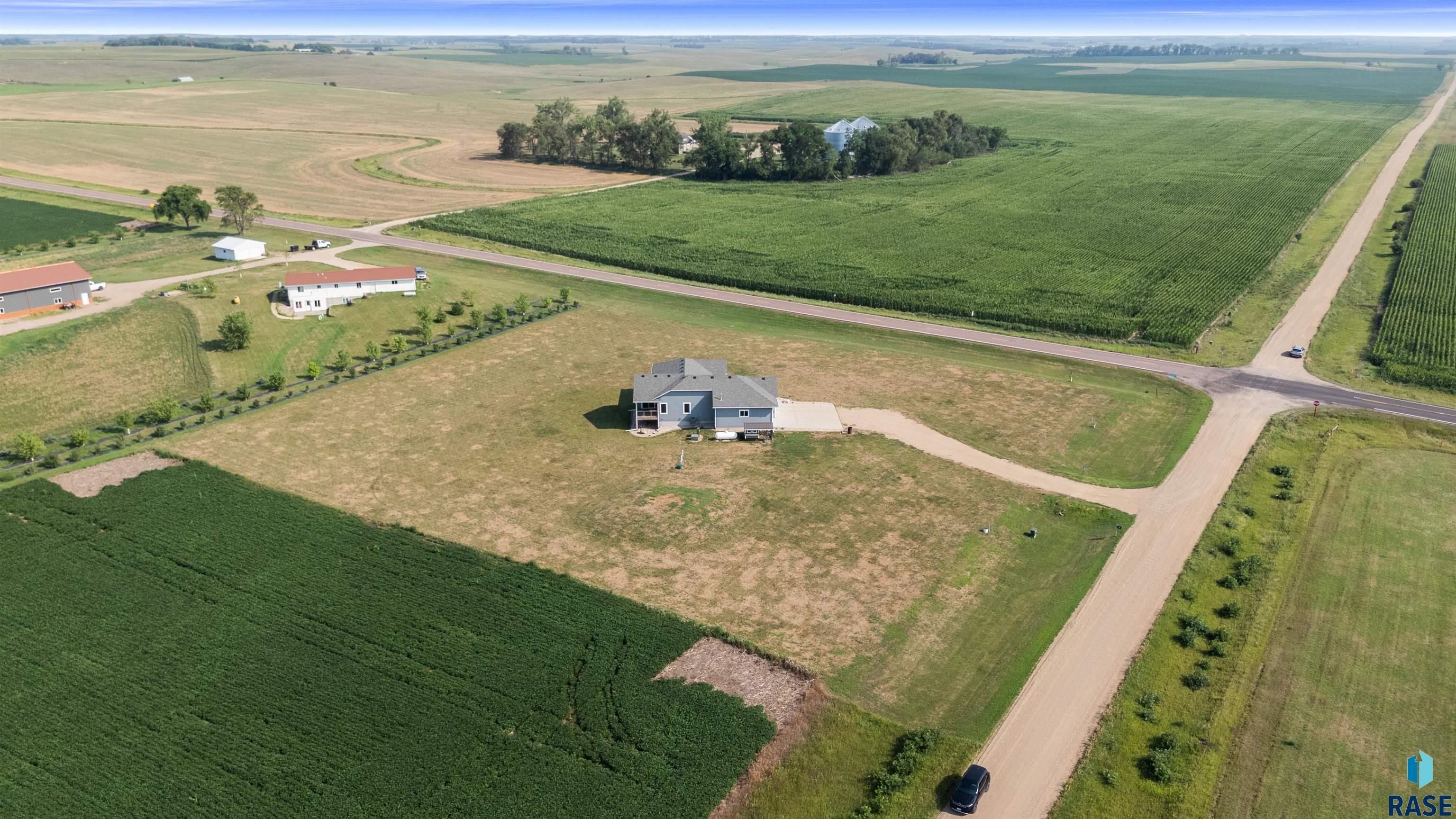 main property photo 60