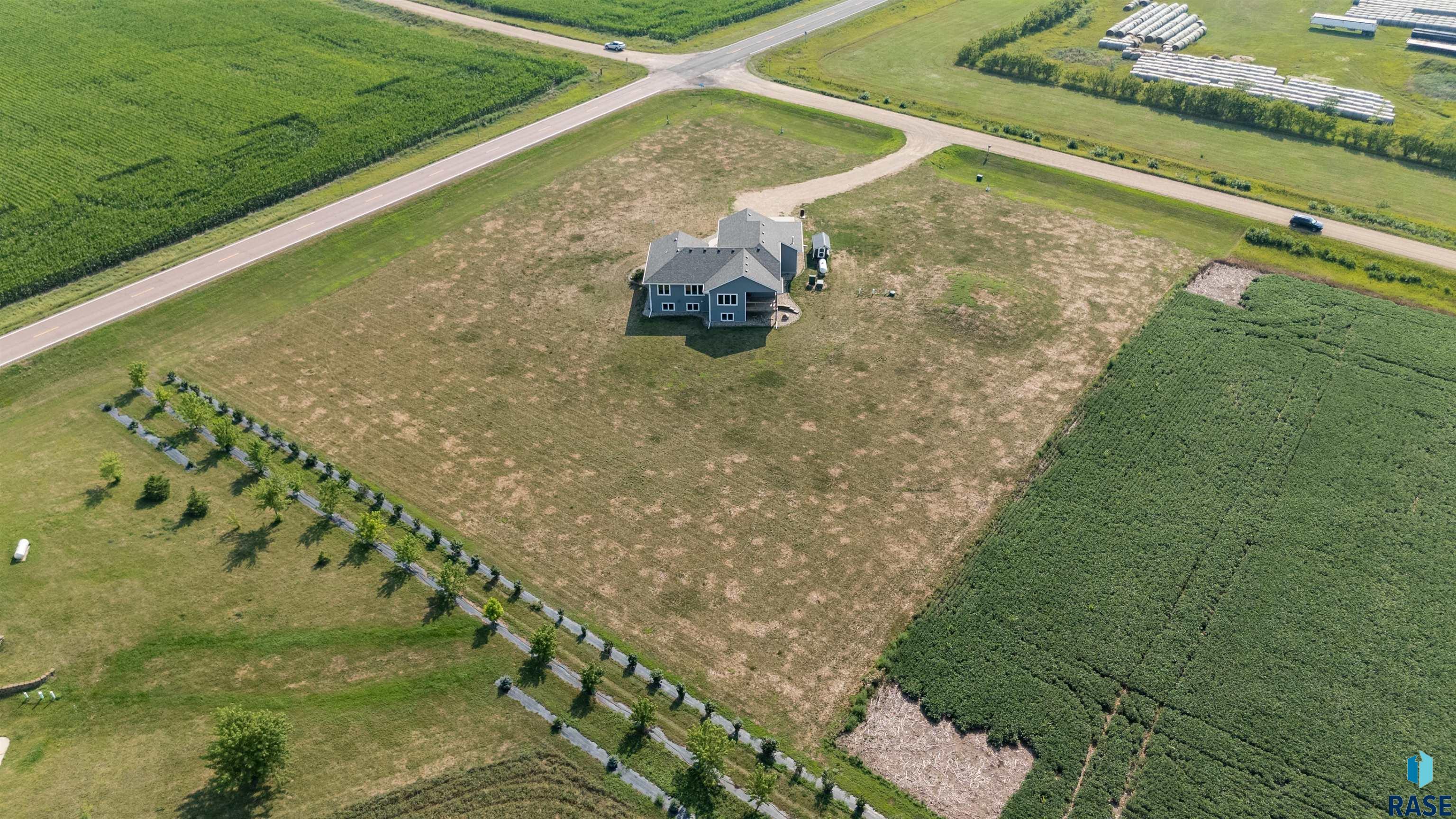 main property photo 61