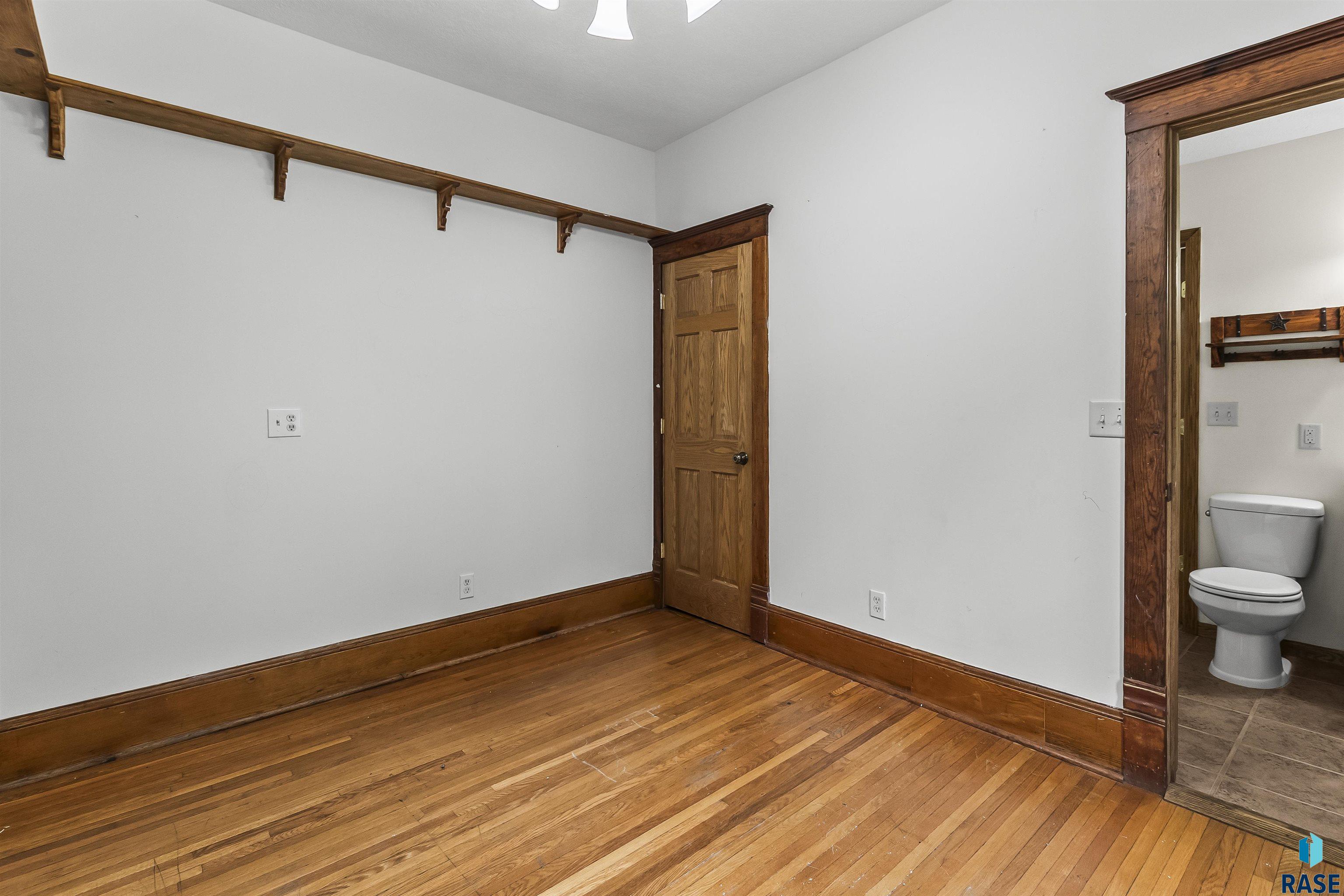 main property photo 57
