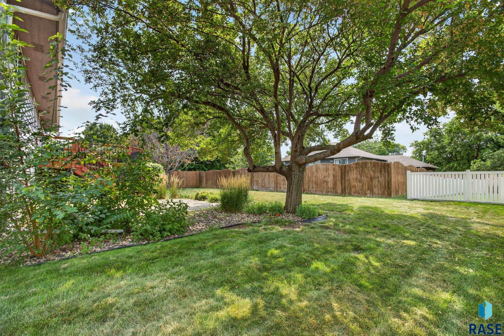 main property photo 67