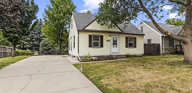 image of property with 3 Bed | 1 Bath | 983 Sqft