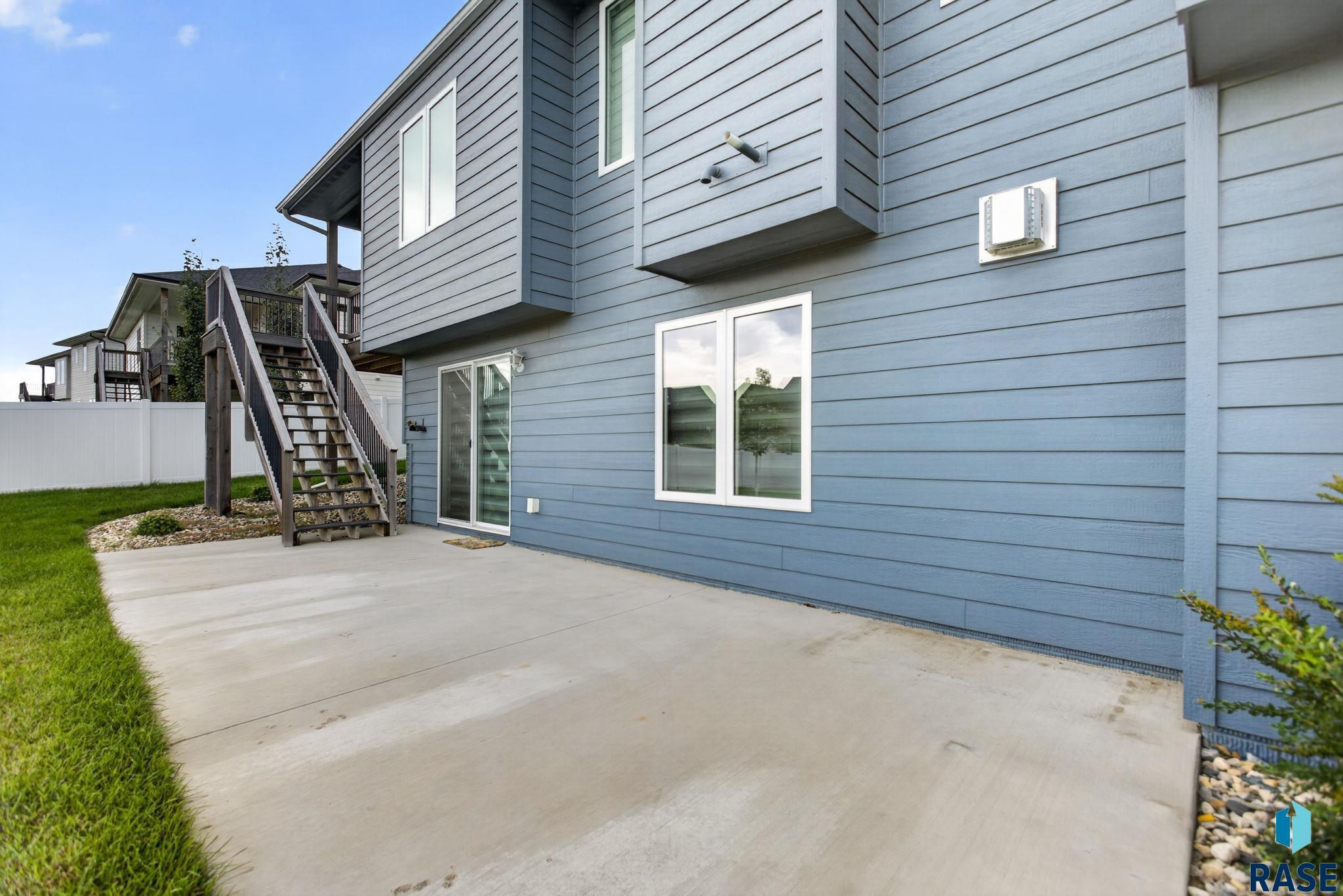 main property photo 73