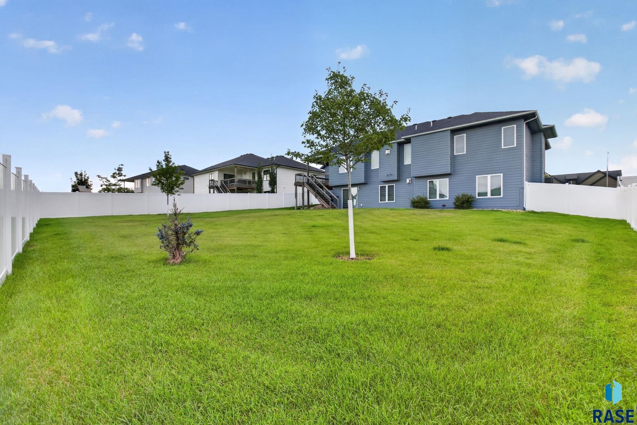main property photo 75