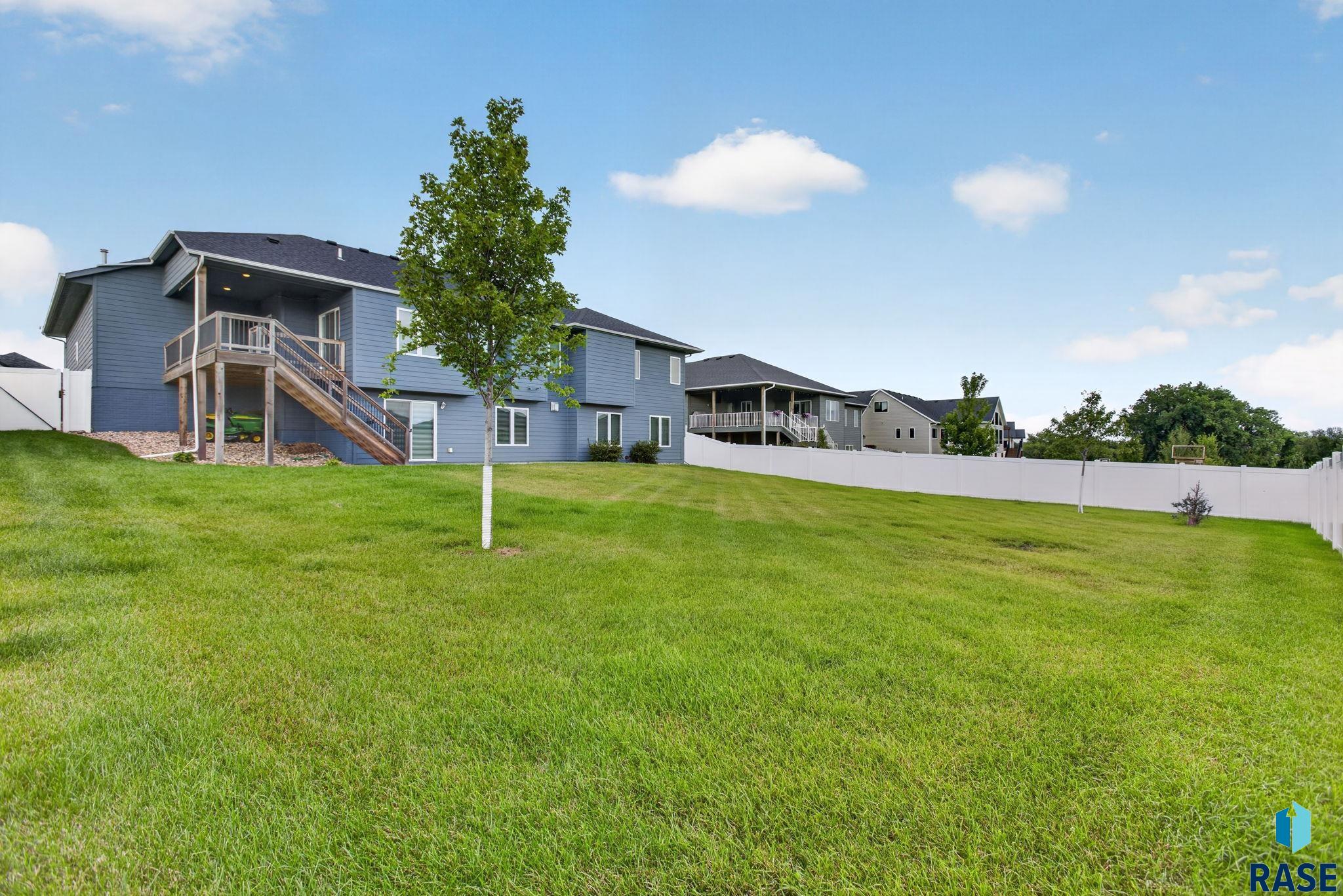 main property photo 76