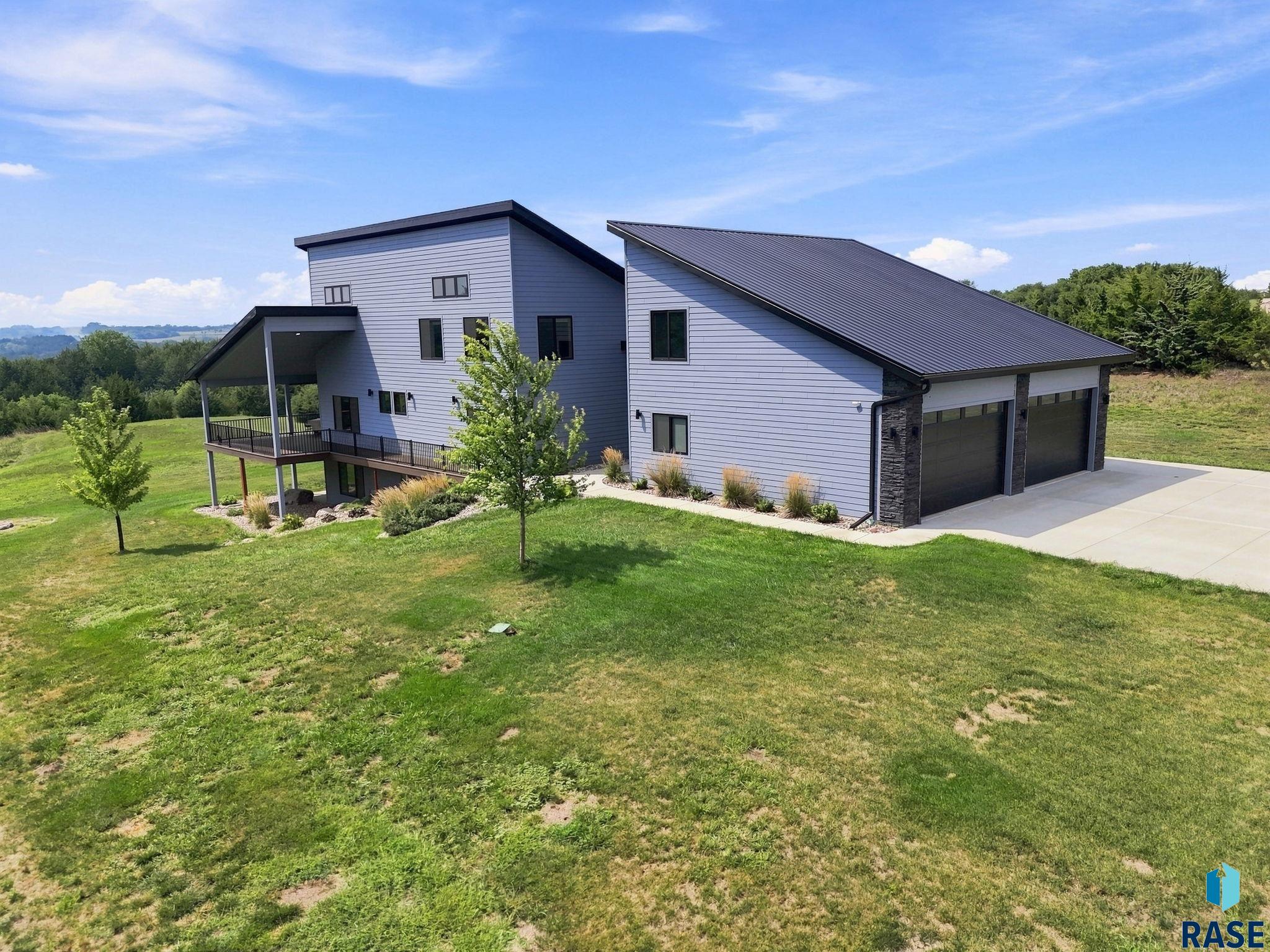 main property photo 54