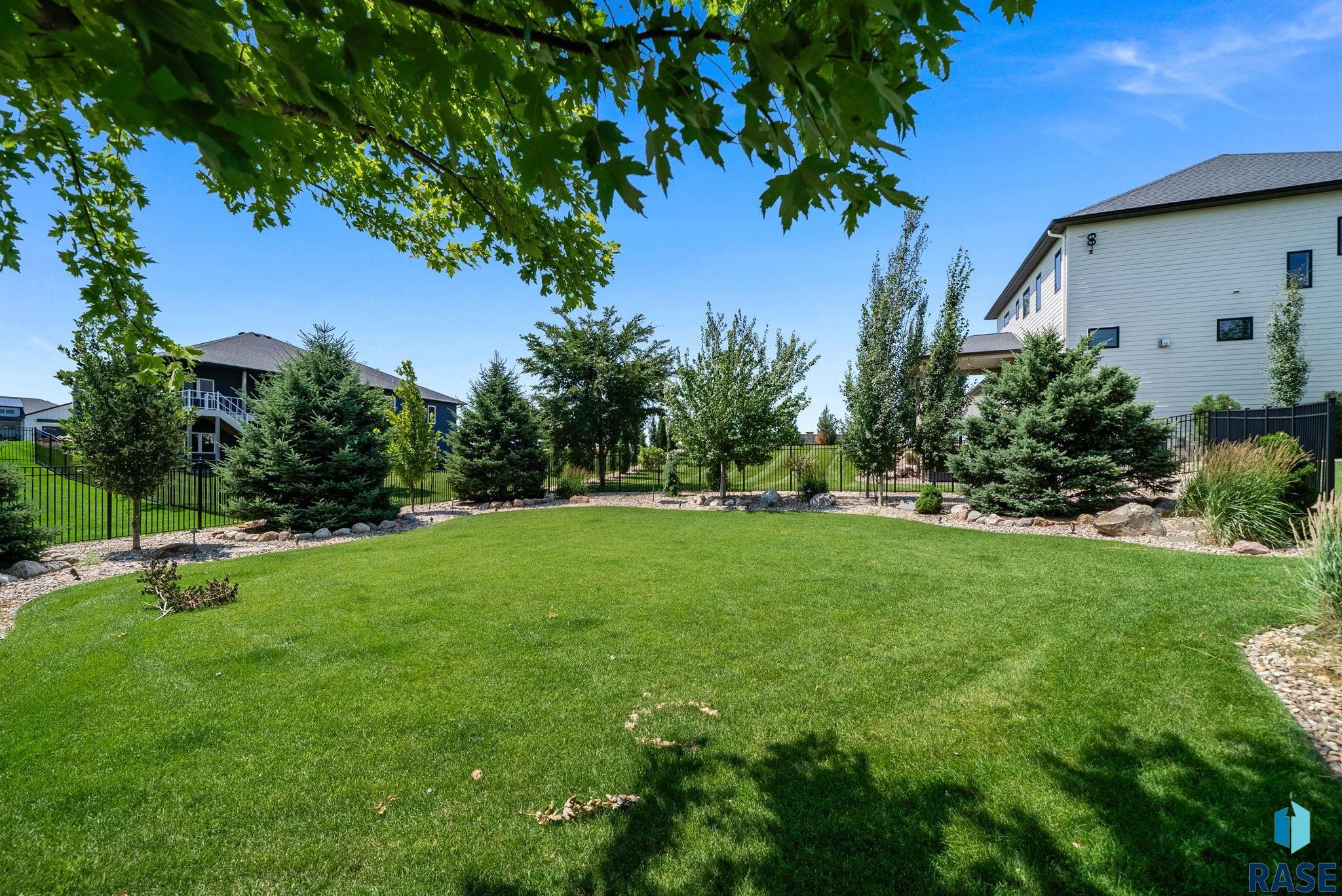 main property photo 74