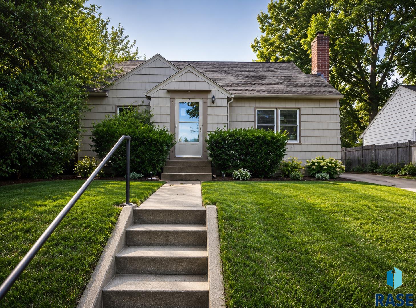 main property photo 0