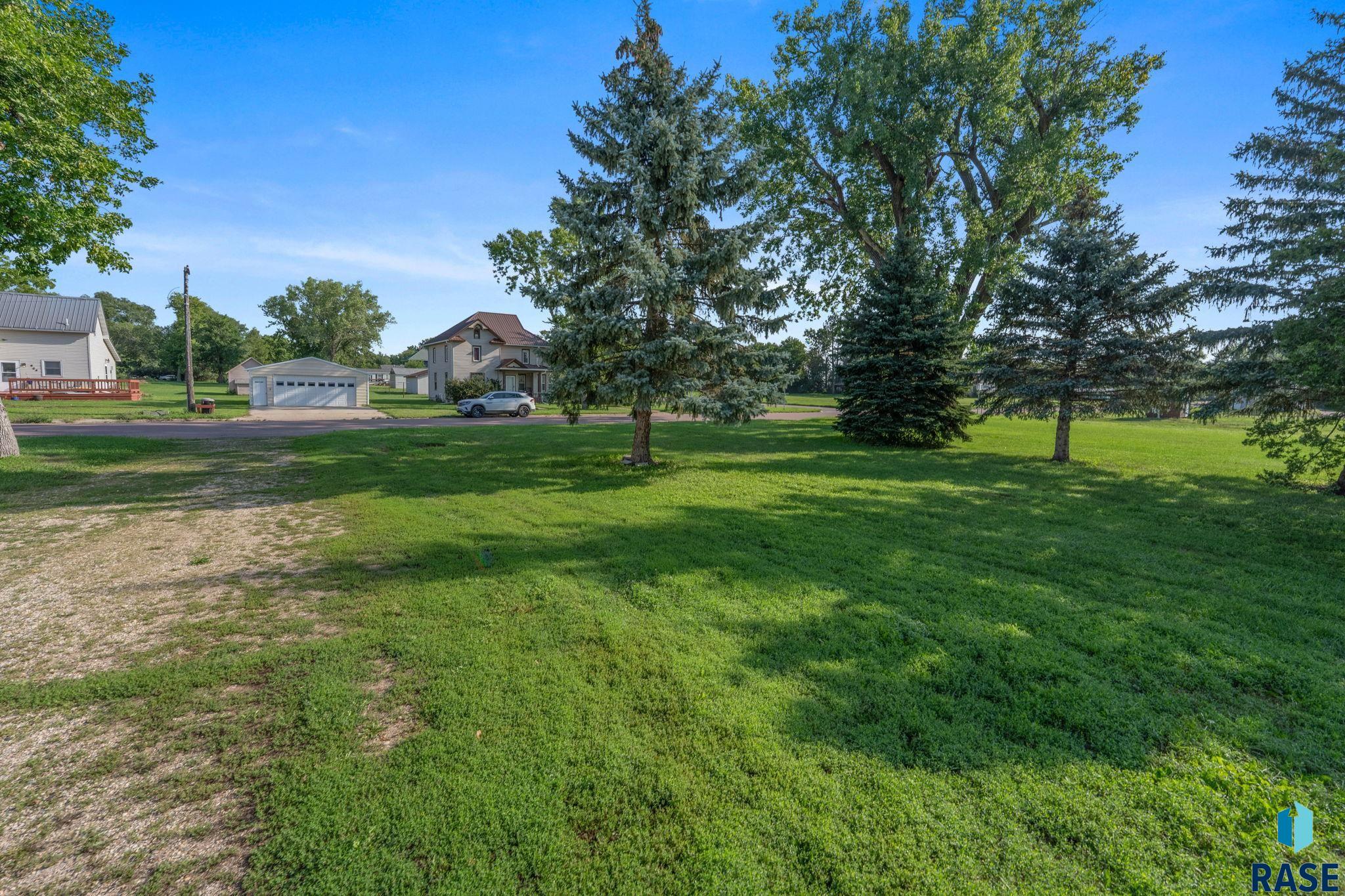 main property photo 19