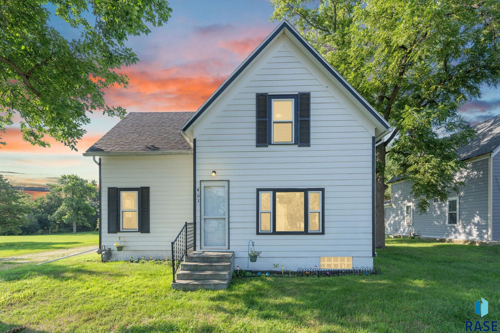 main property photo 5