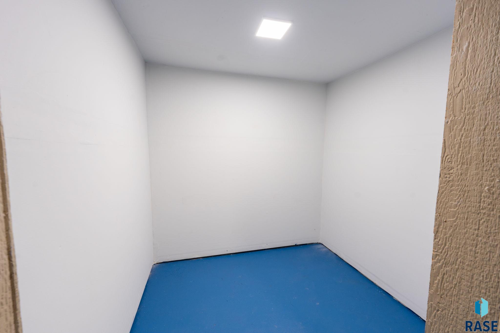 main property photo 64