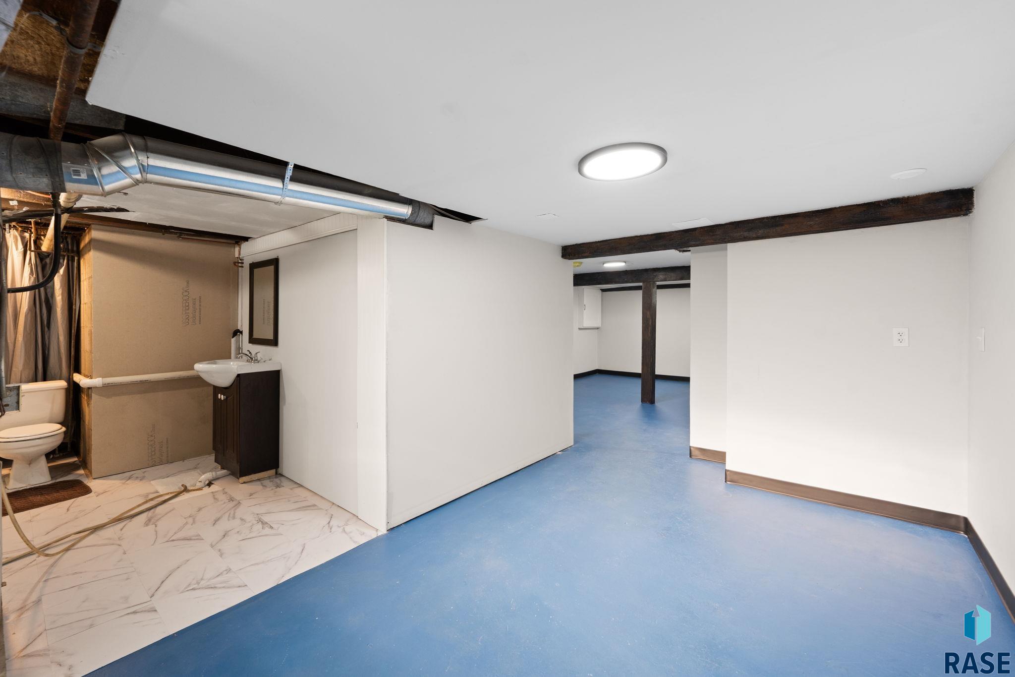 main property photo 68