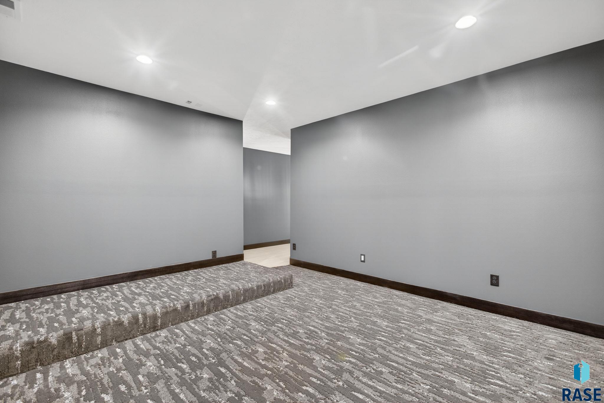 main property photo 71