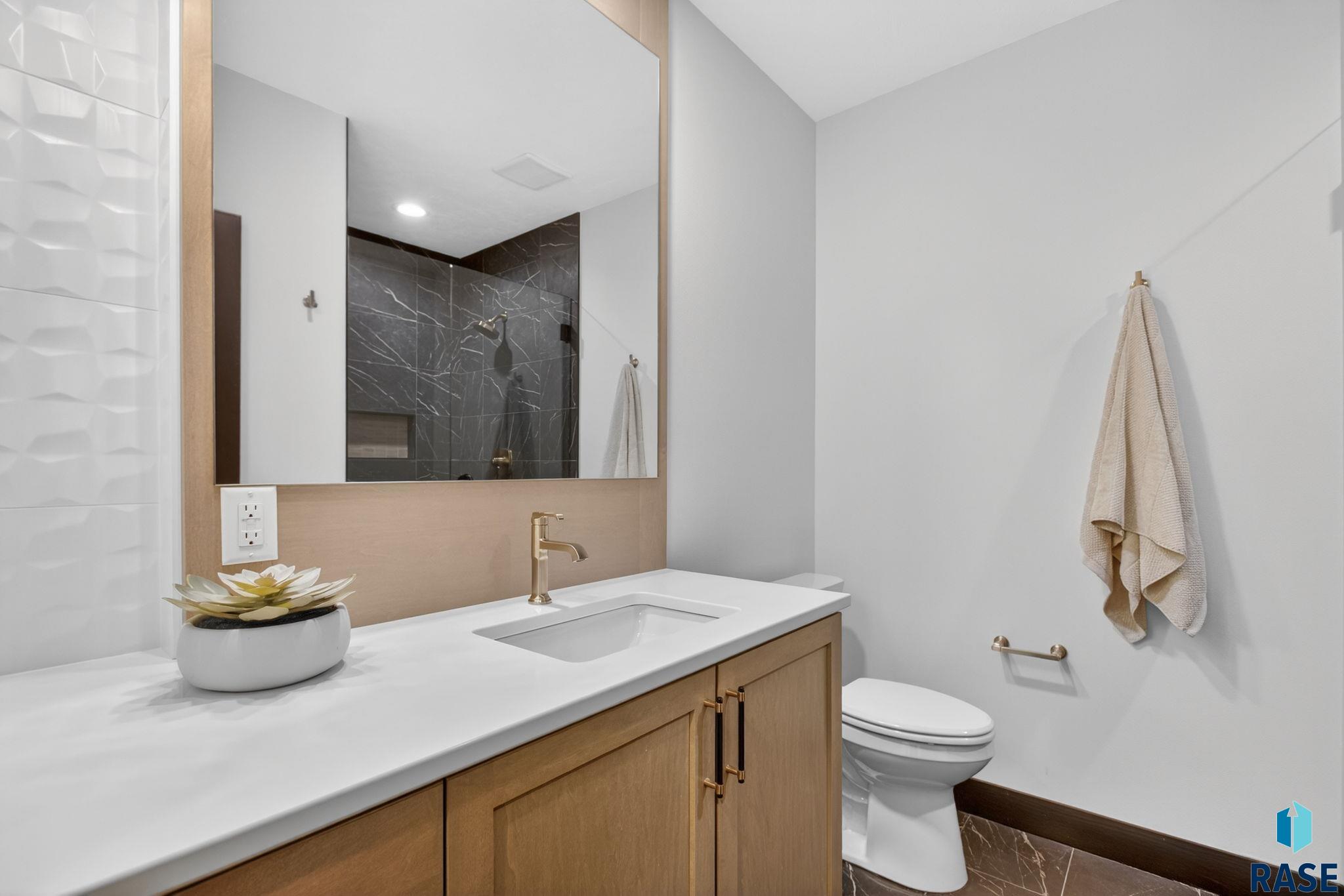 main property photo 82