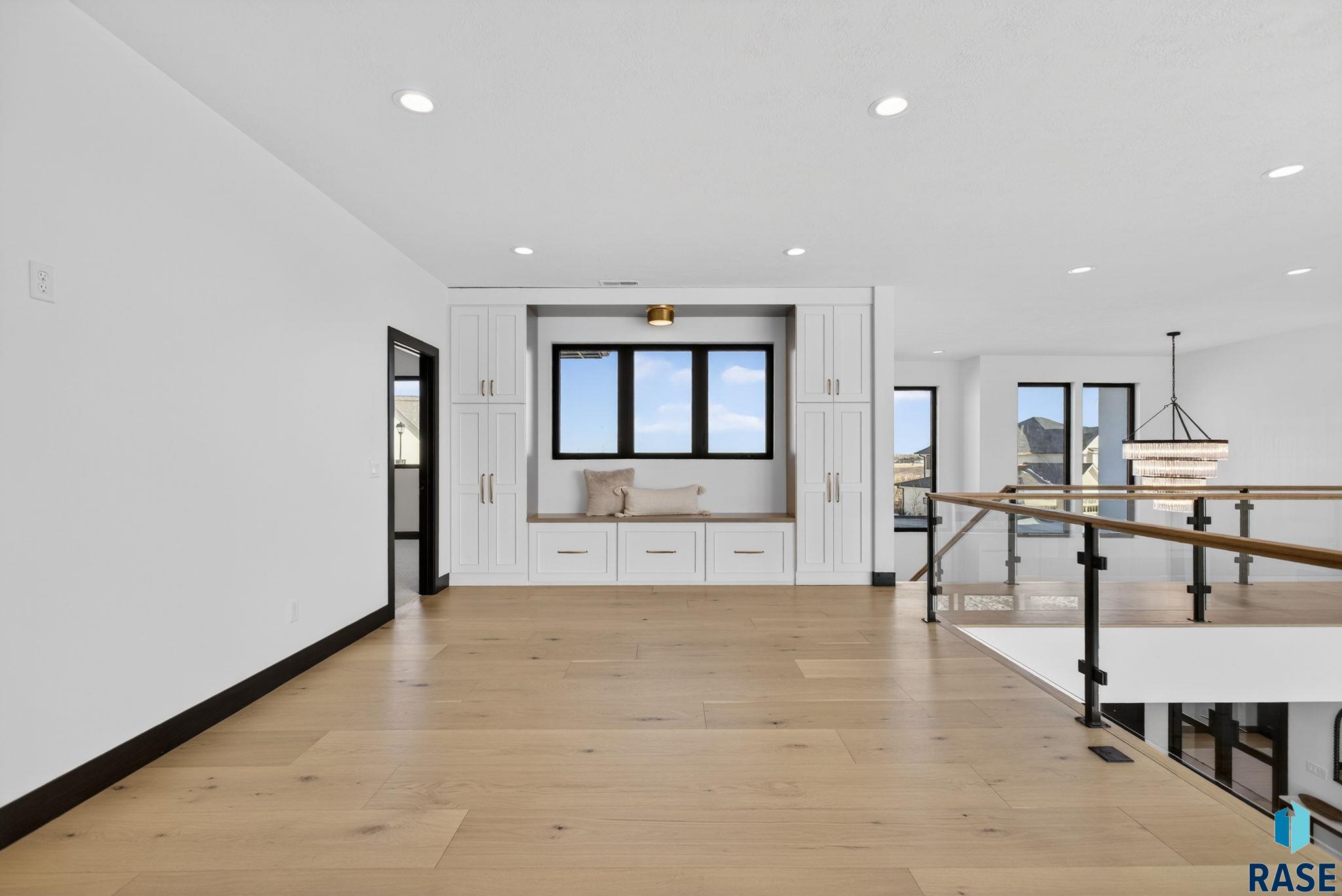 main property photo 84