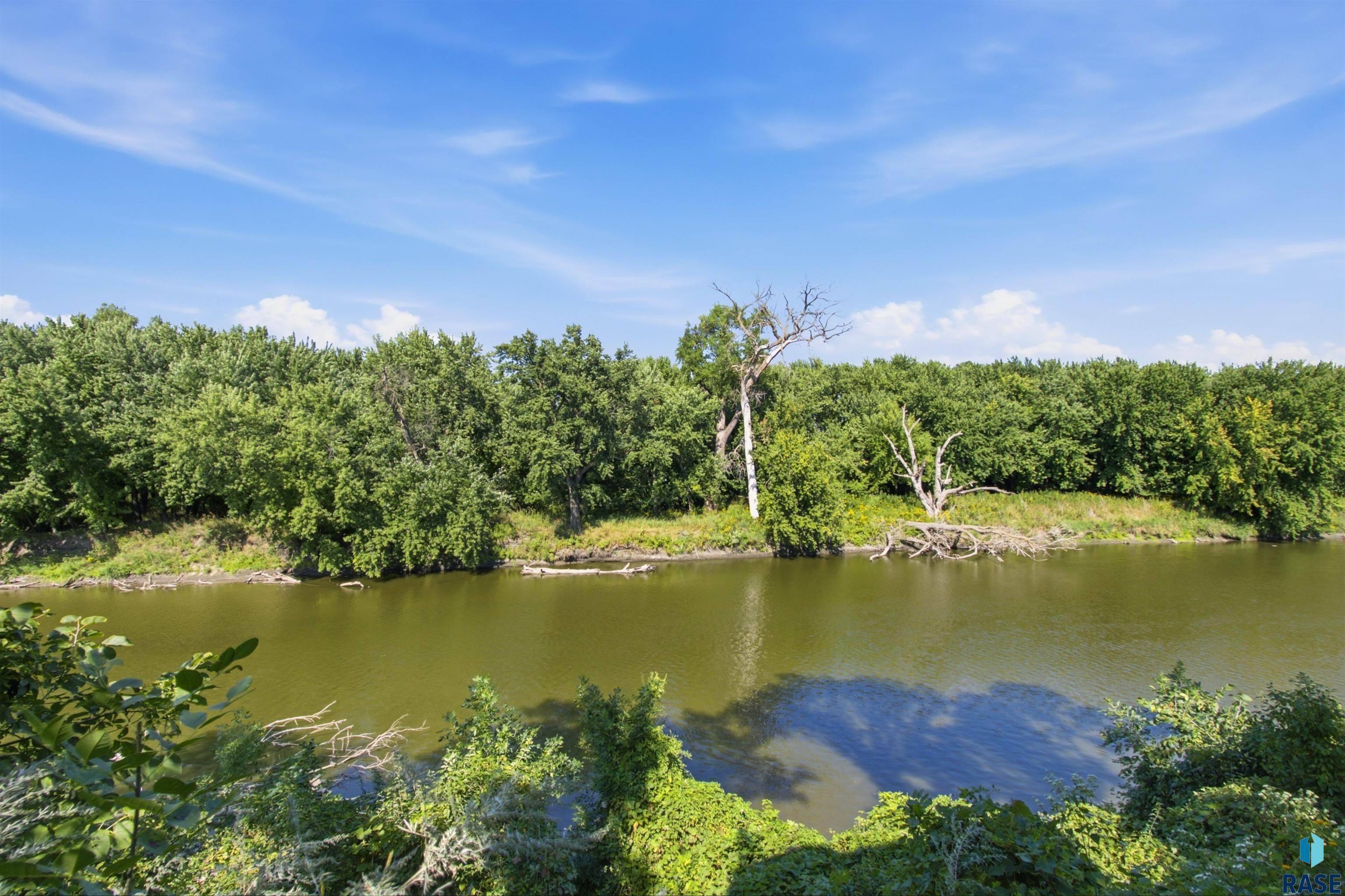 main property photo 60