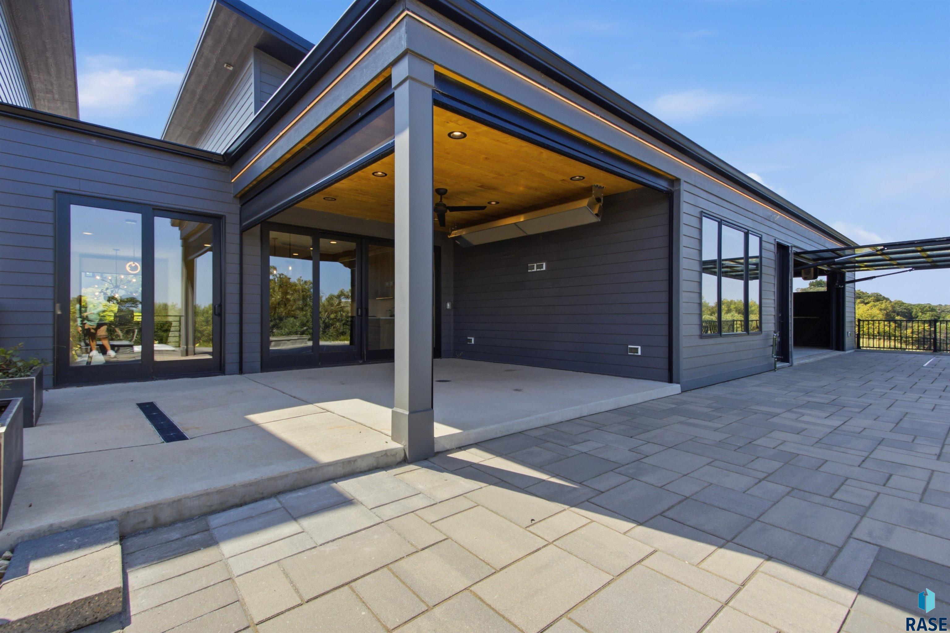 main property photo 70